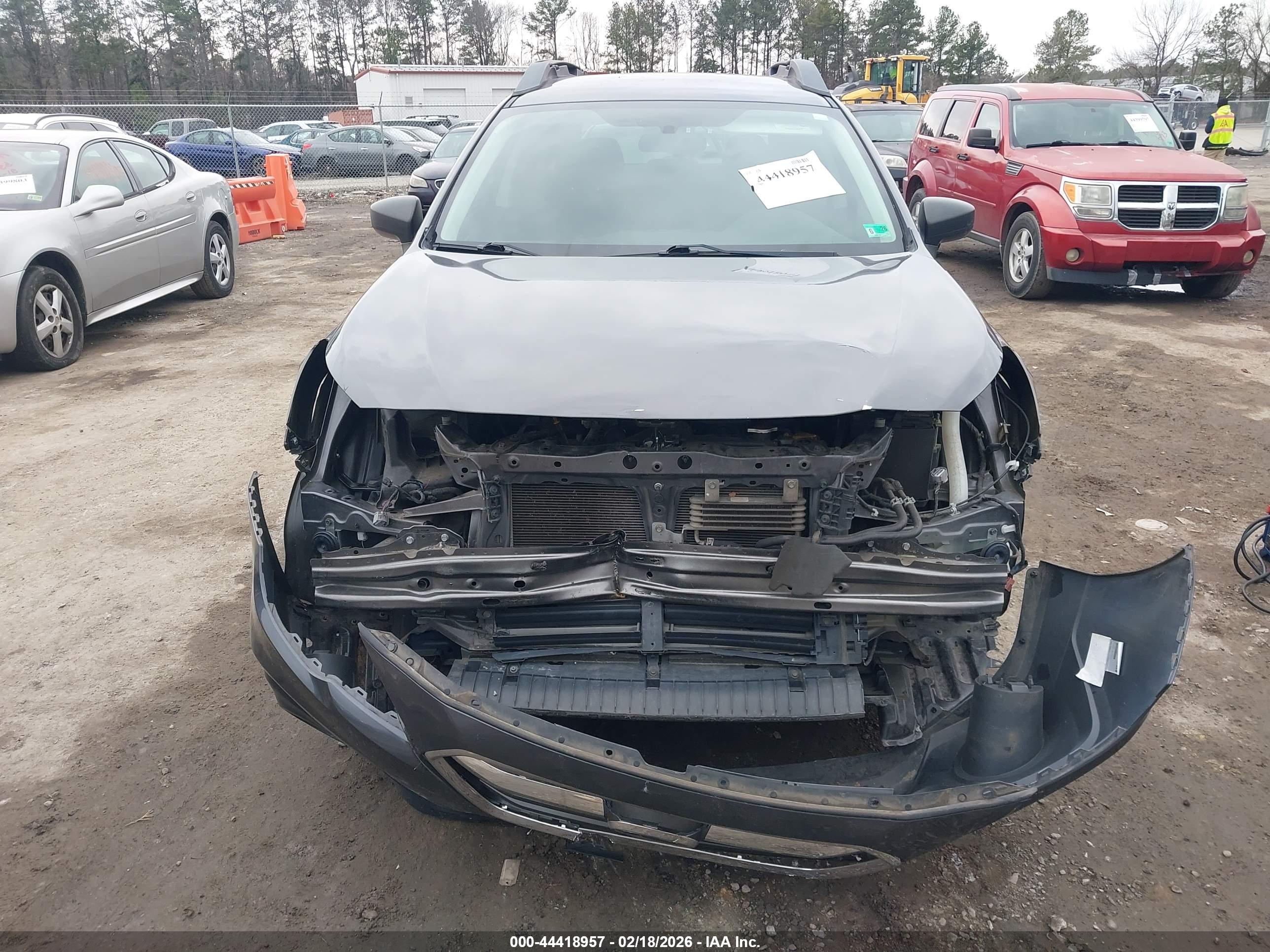 SUBARU OUTBACK image 6