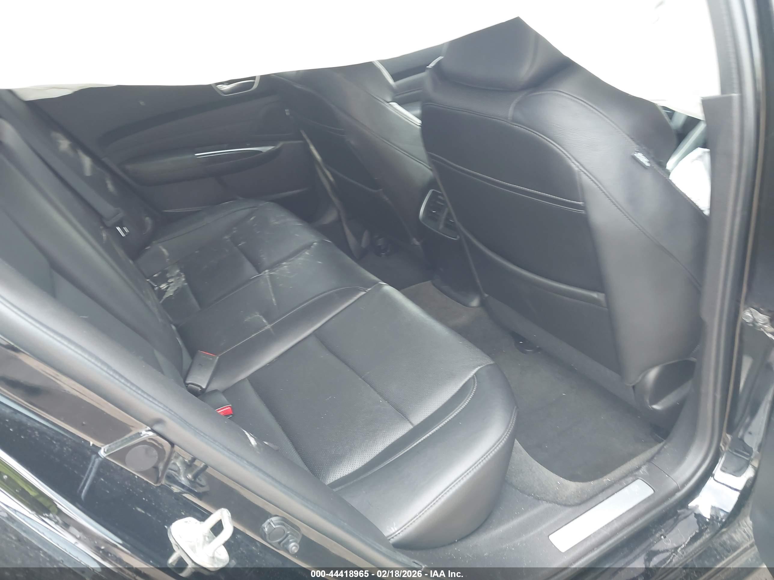 ACURA TLX image 8
