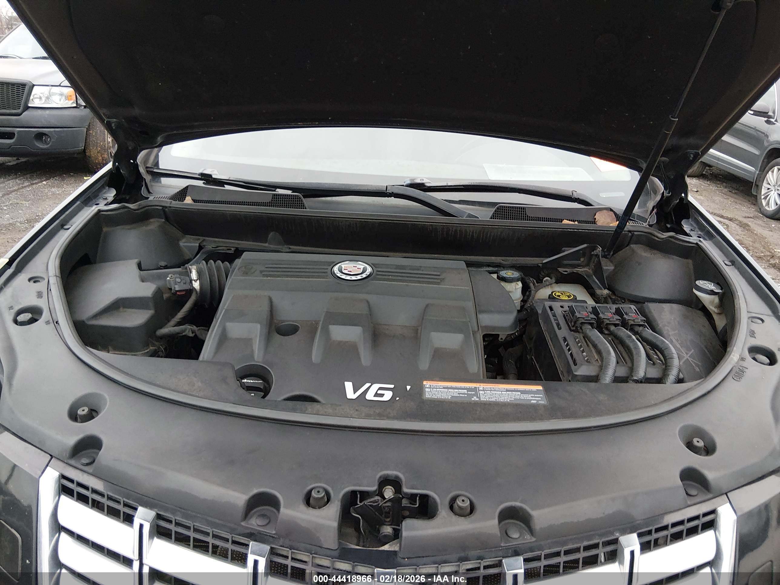CADILLAC SRX image 10