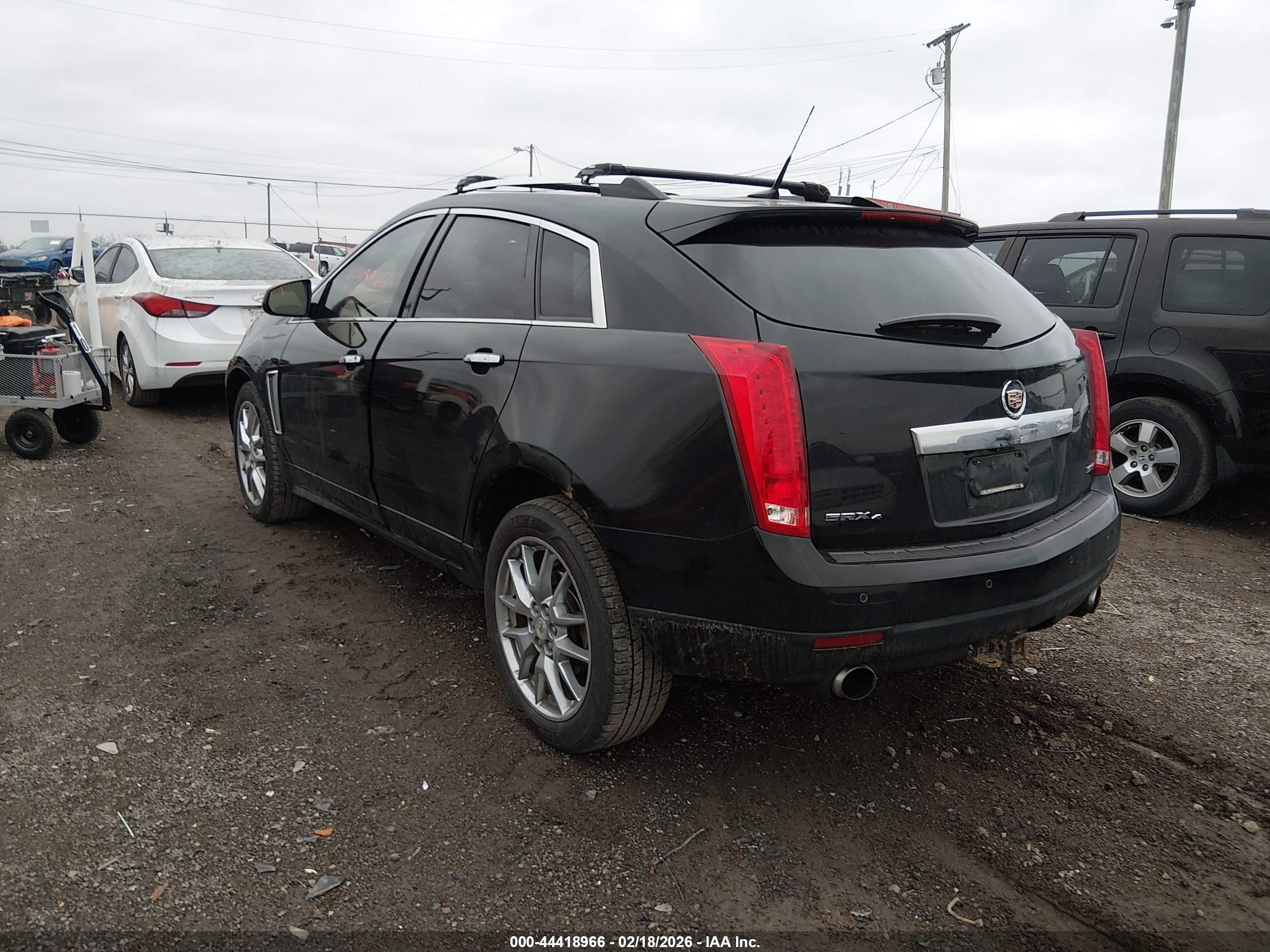 CADILLAC SRX image 3