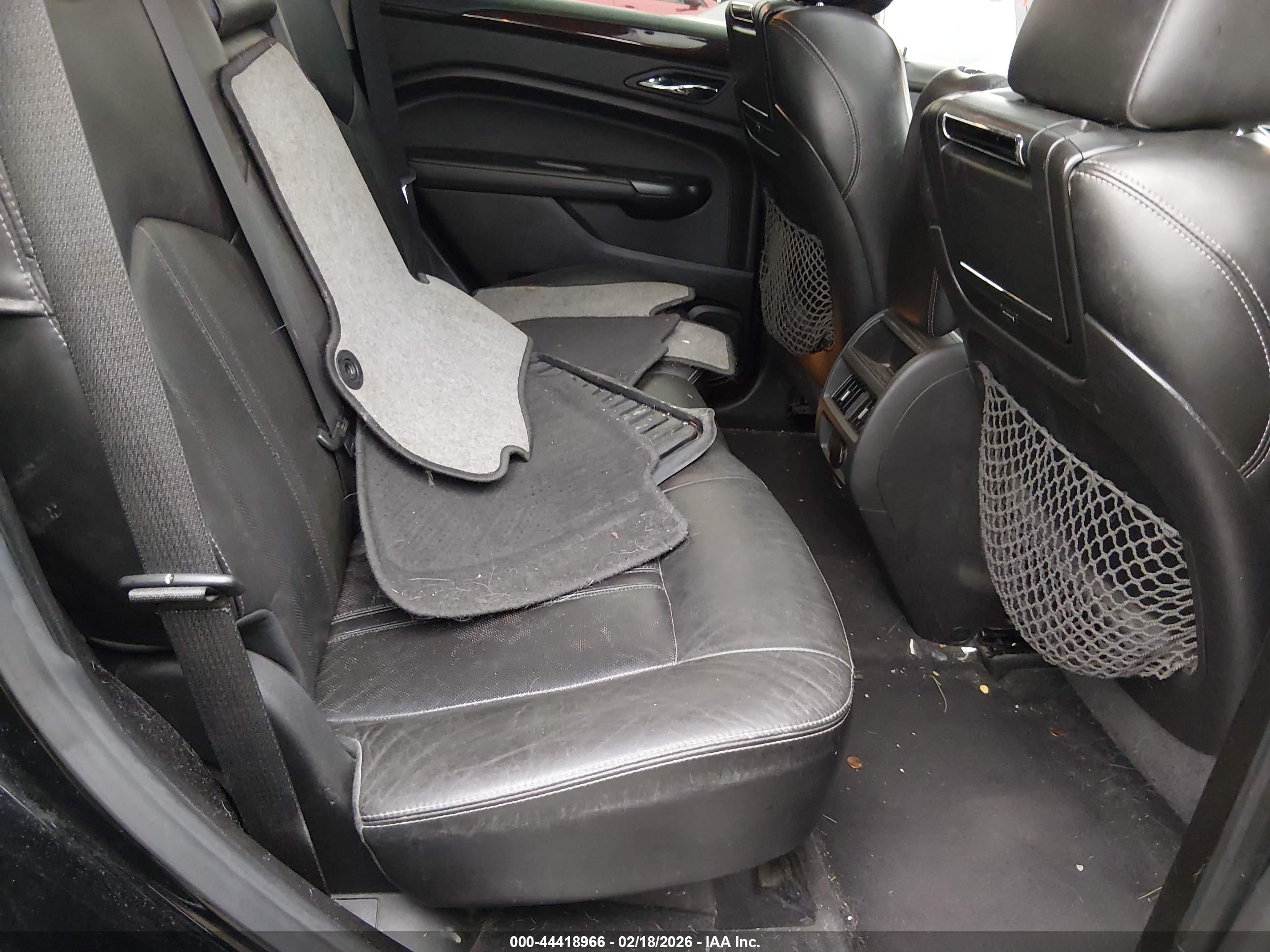 CADILLAC SRX image 8