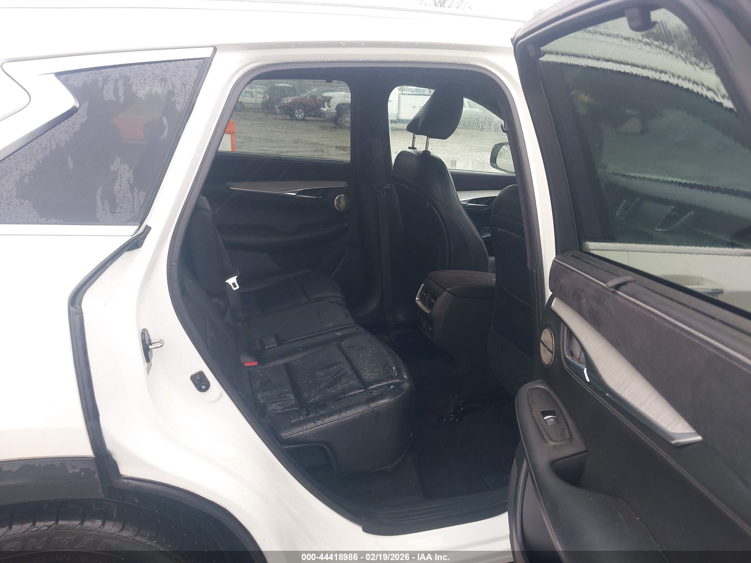 INFINITI QX50 image 8