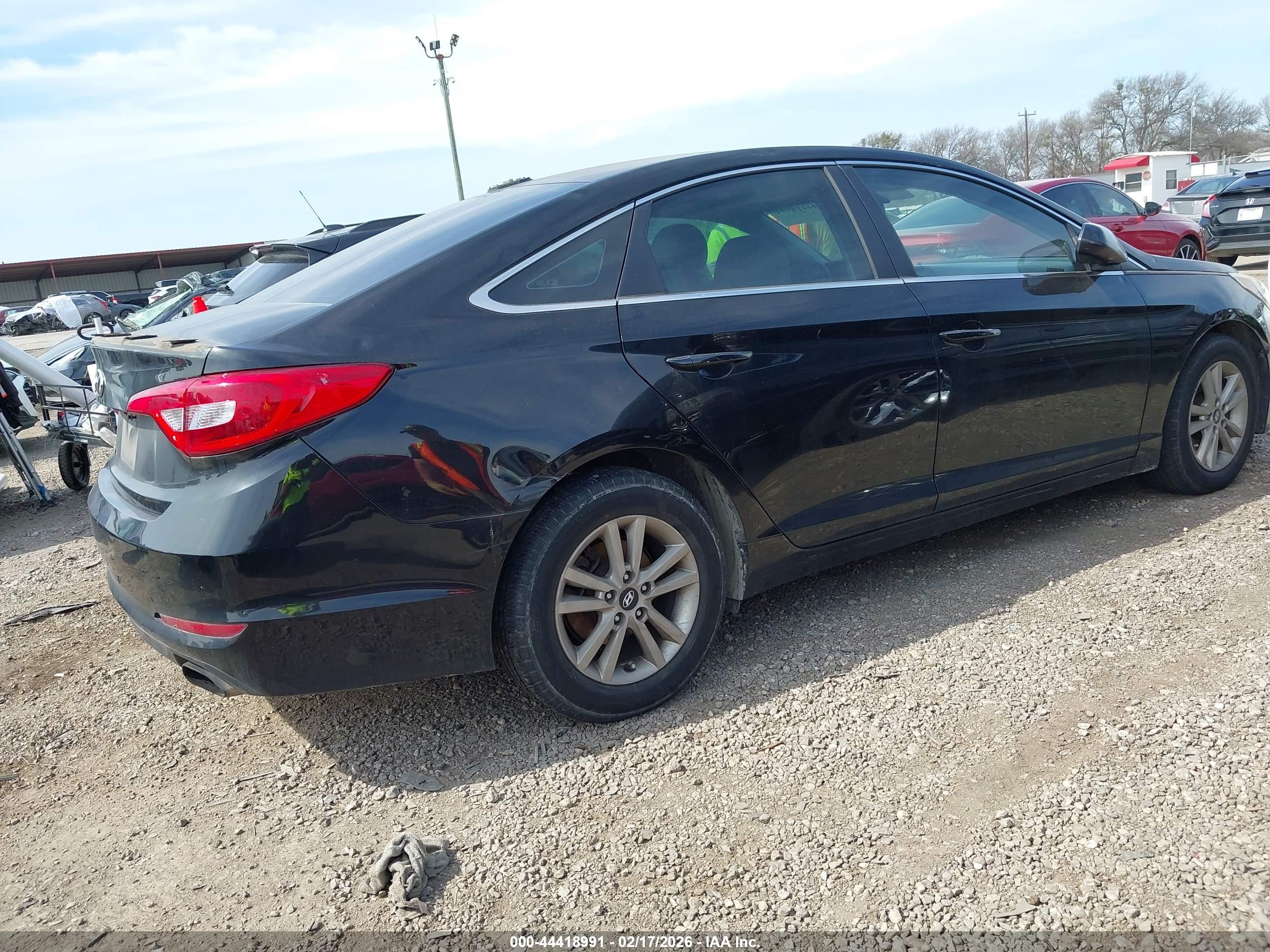 HYUNDAI SONATA image 4