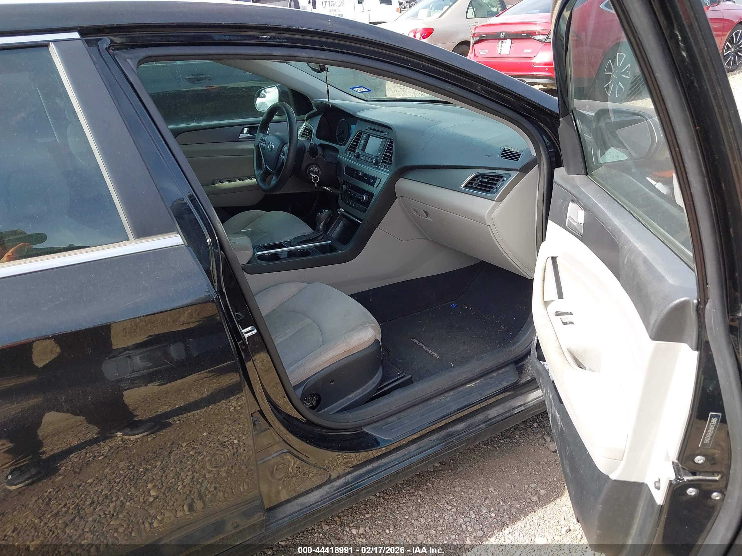 HYUNDAI SONATA image 5