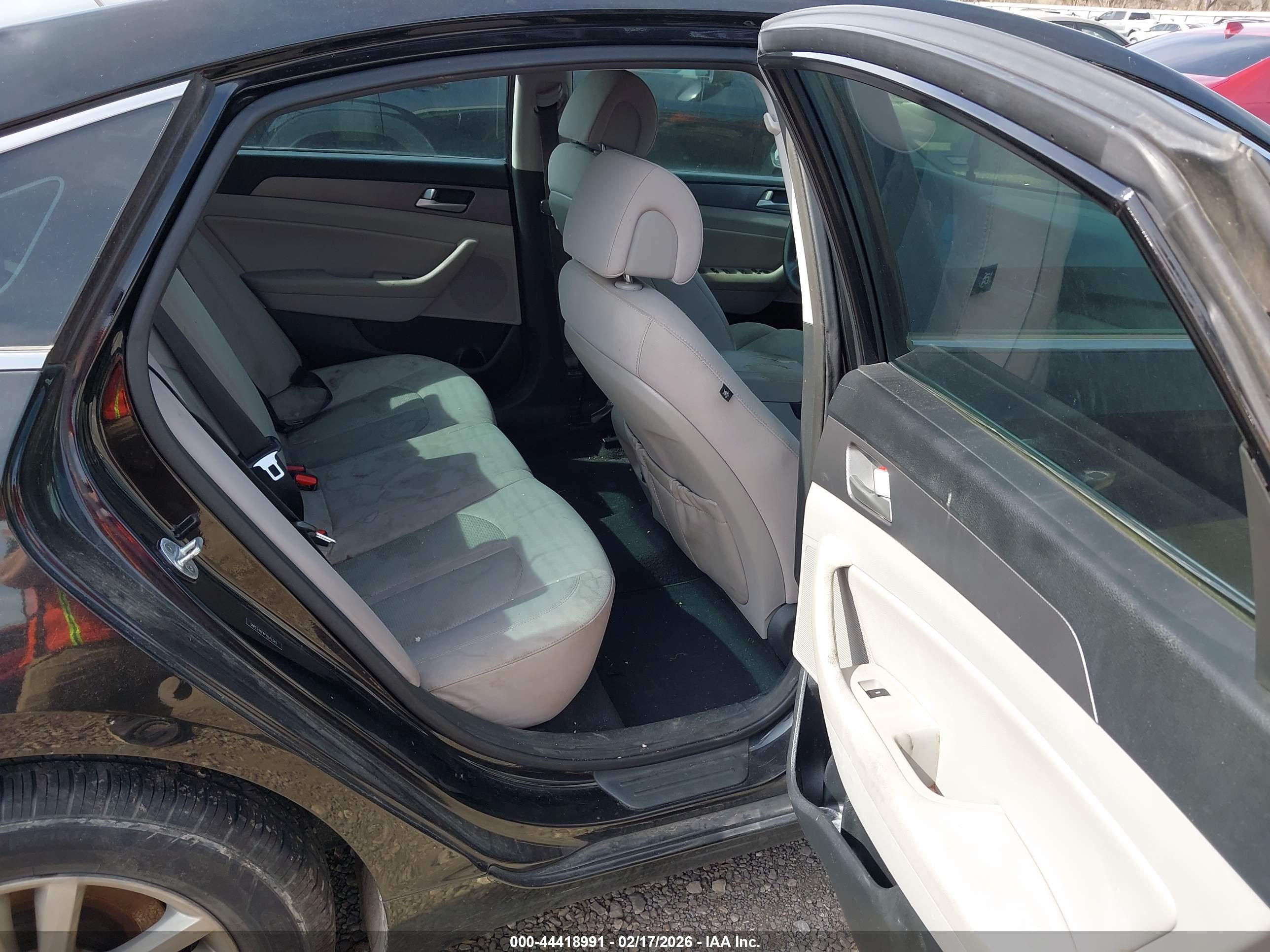 HYUNDAI SONATA image 8