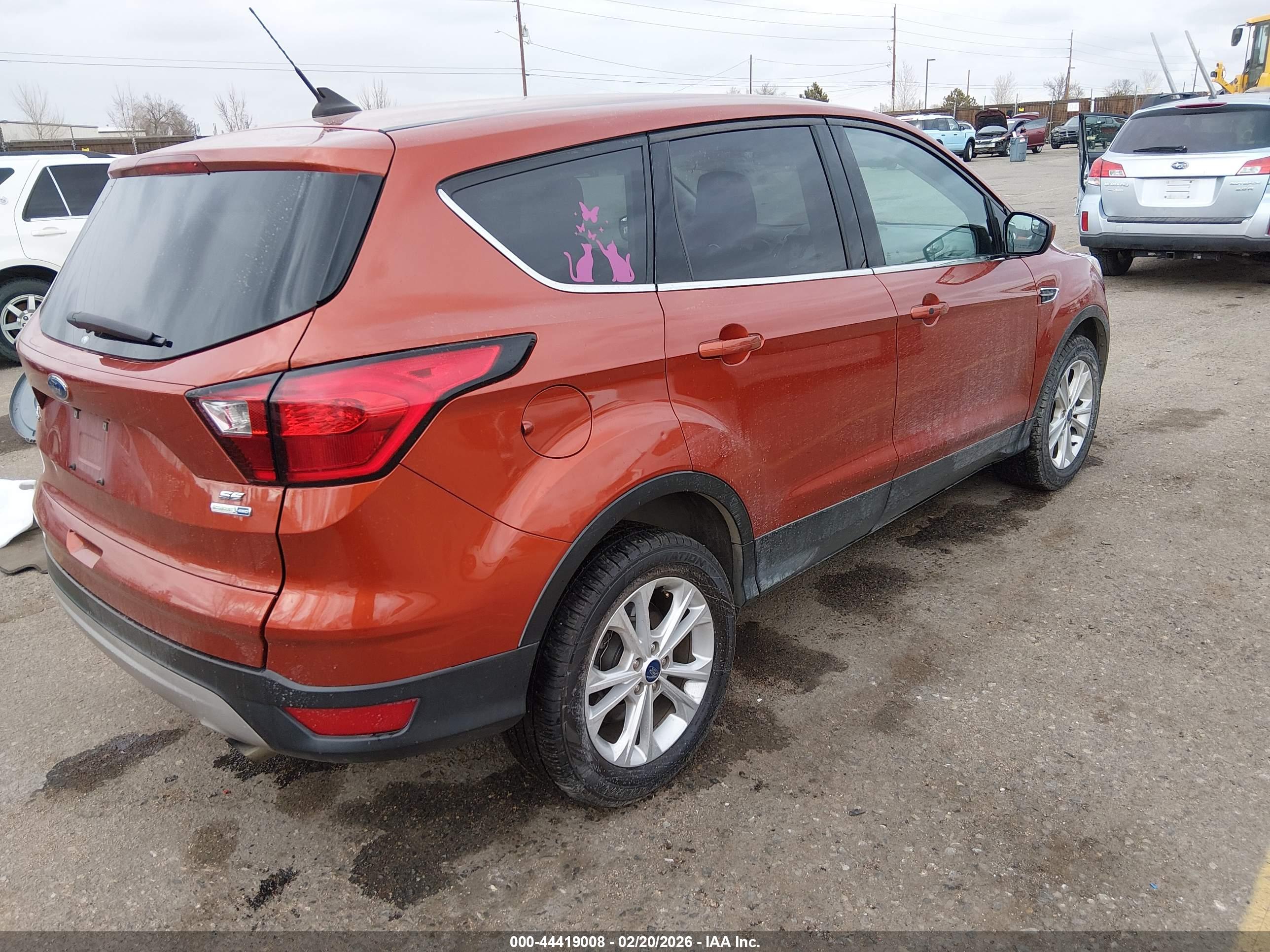 FORD ESCAPE image 4