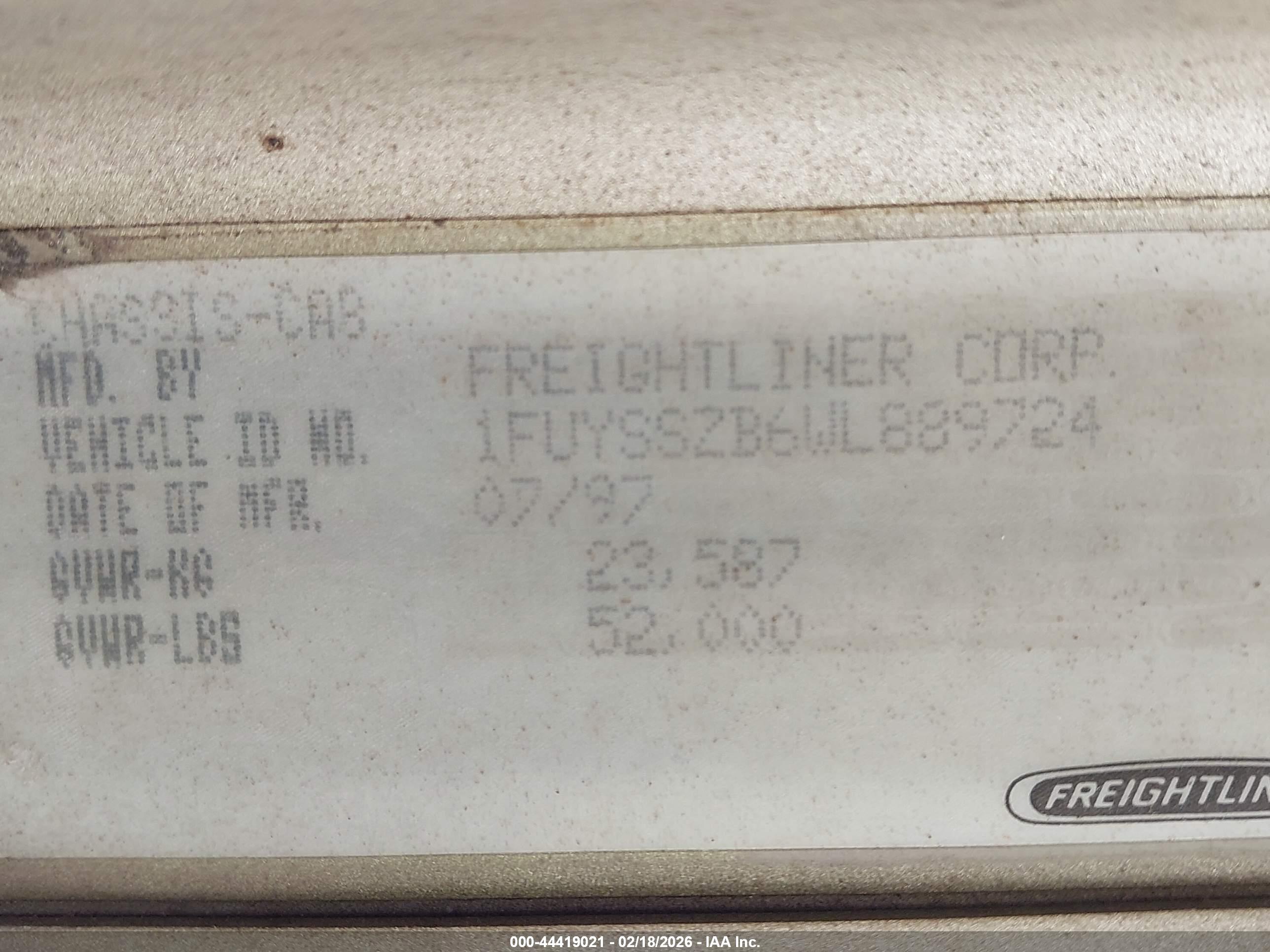 FREIGHTLINER CONVENTIONAL image 9