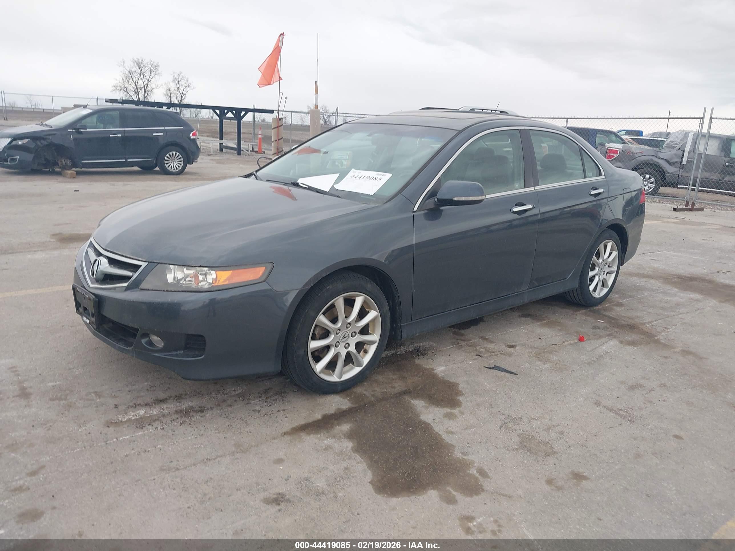 ACURA TSX image 2