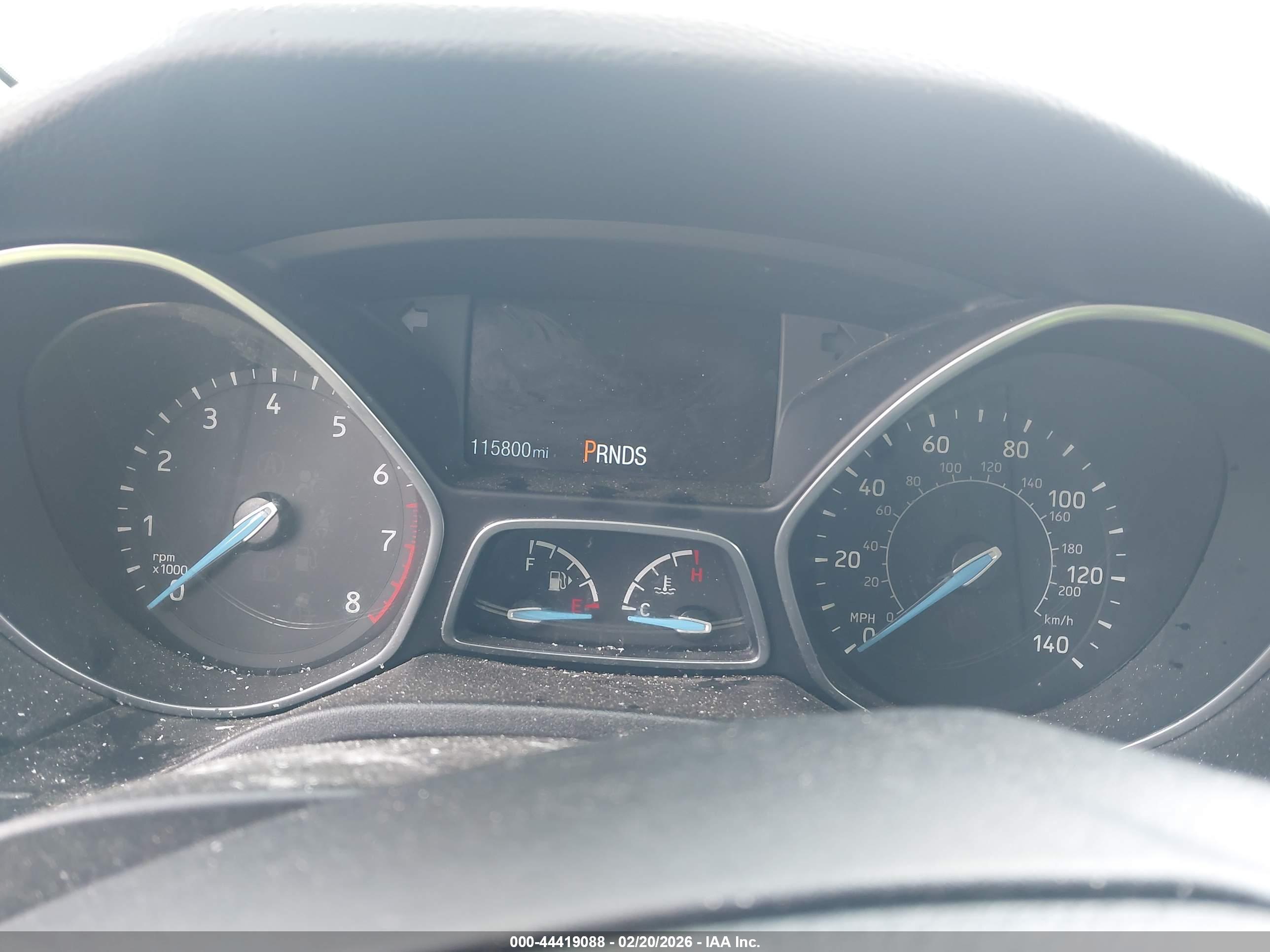 FORD FOCUS image 7