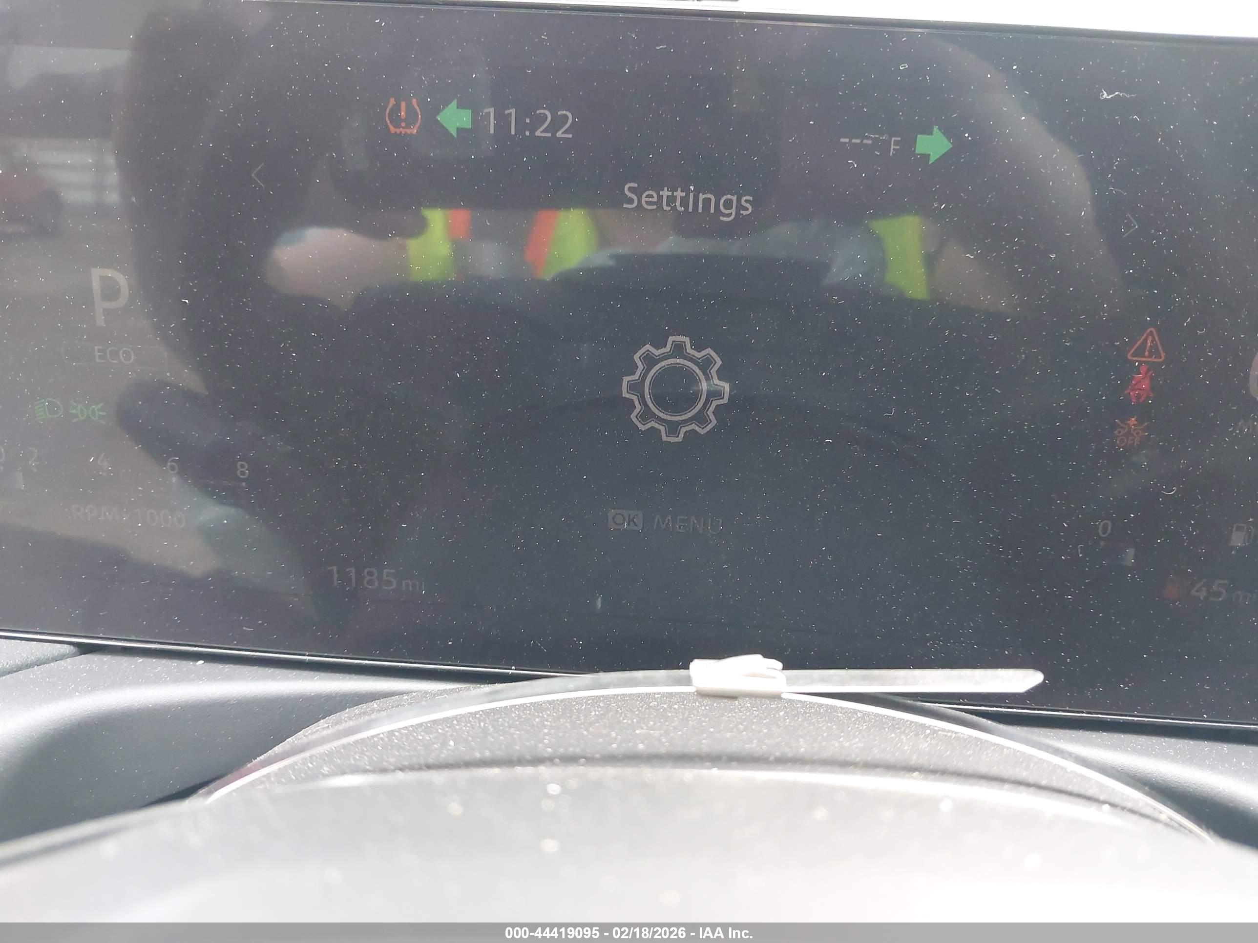 NISSAN SENTRA image 7