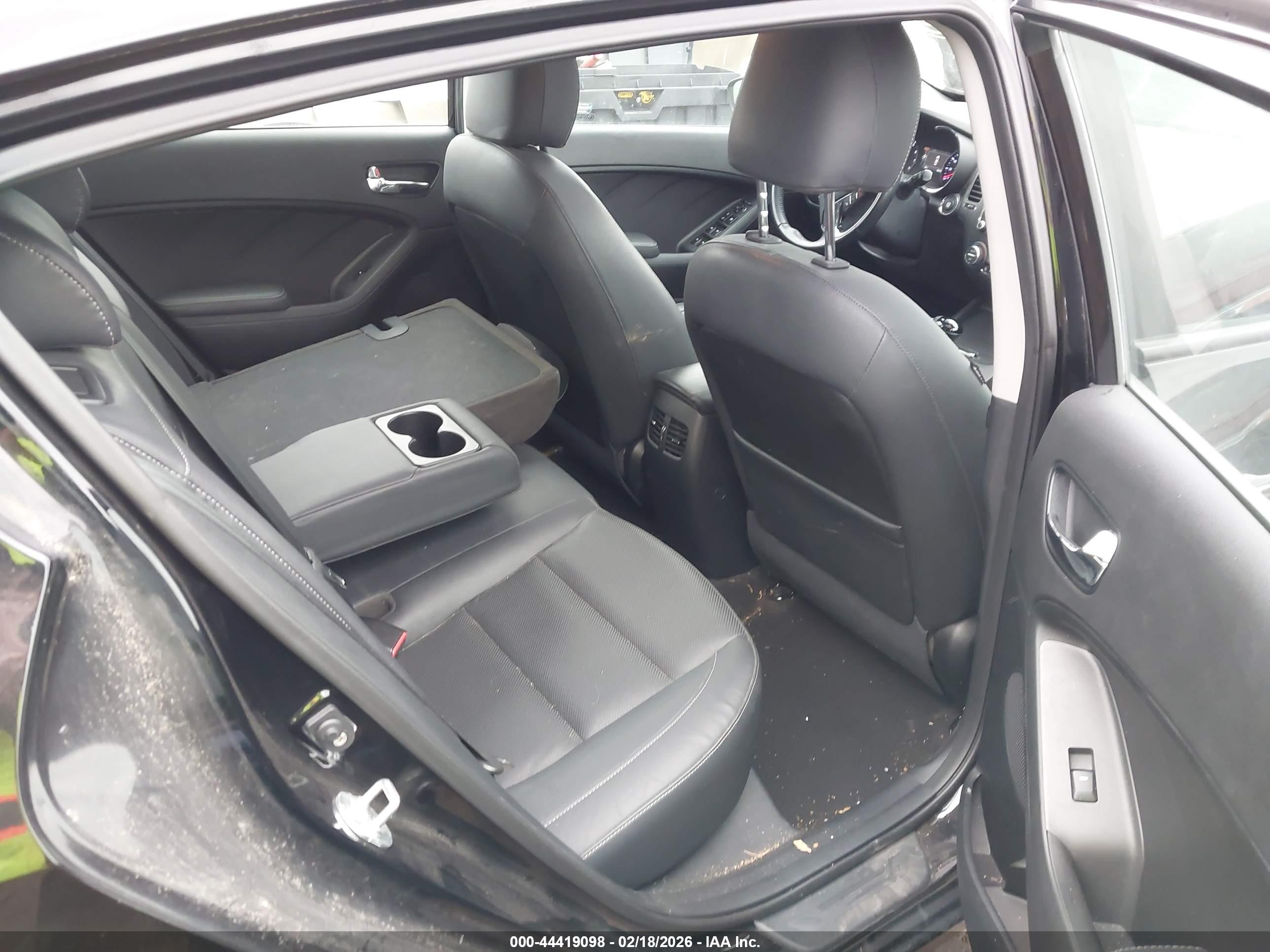 KIA FORTE image 8