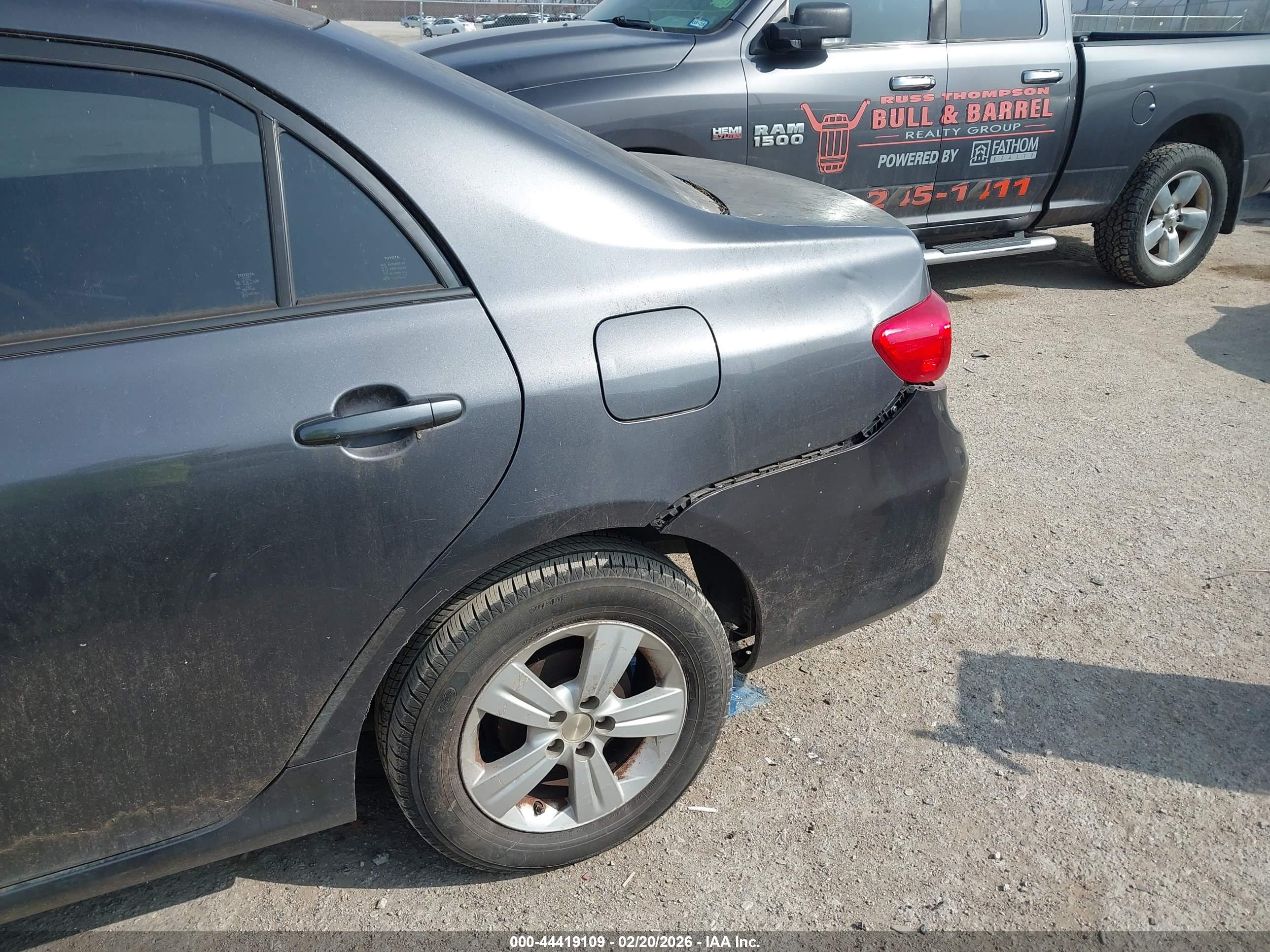 TOYOTA COROLLA image 6