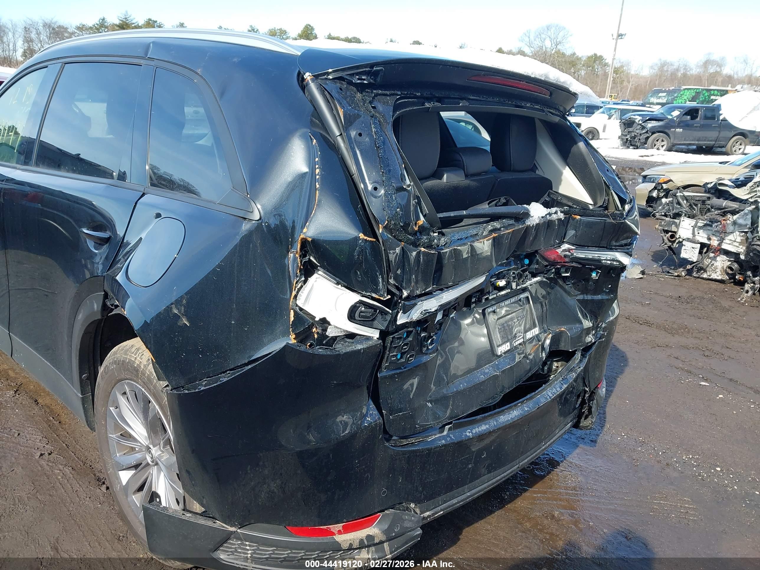 MAZDA CX-90 image 6
