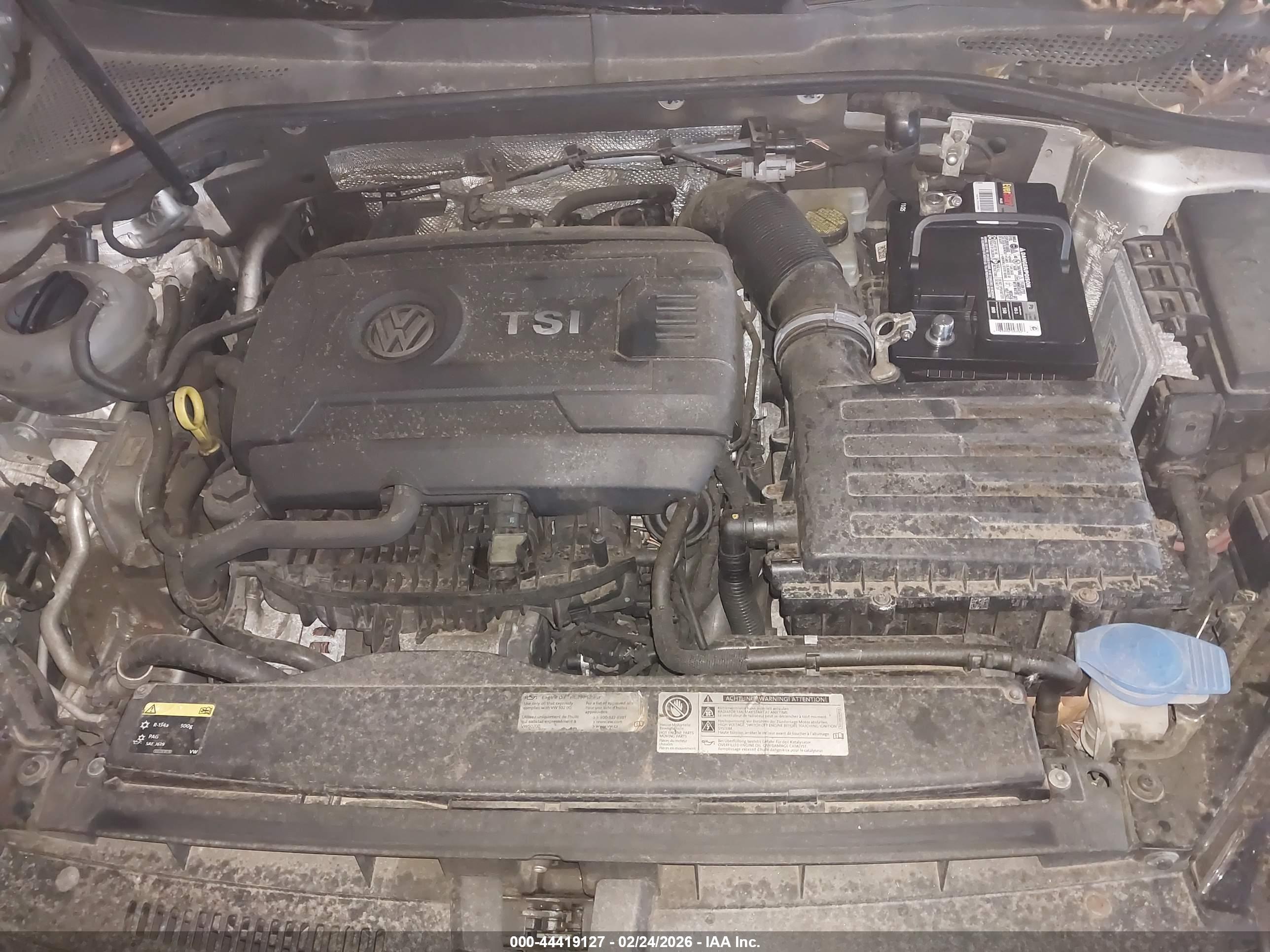 VOLKSWAGEN GOLF image 10