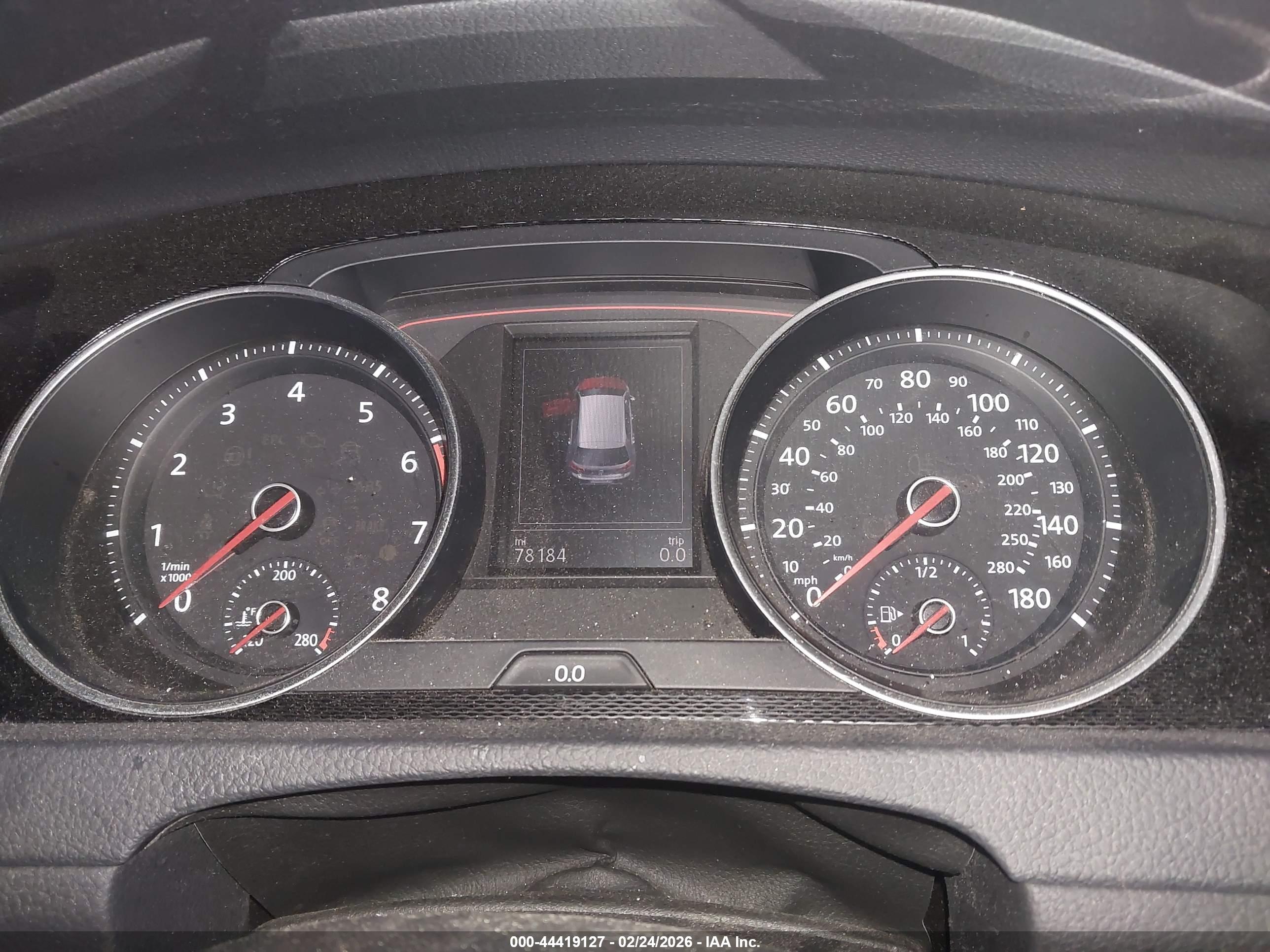 VOLKSWAGEN GOLF image 7