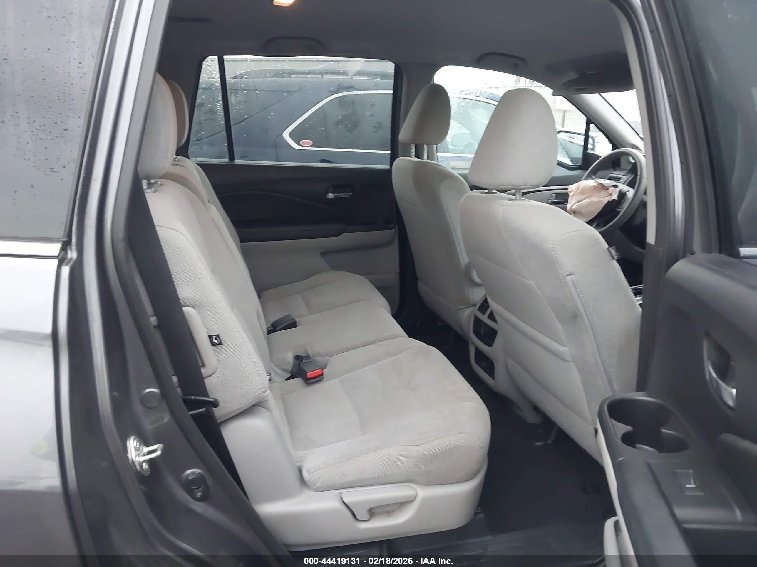 HONDA PILOT image 8