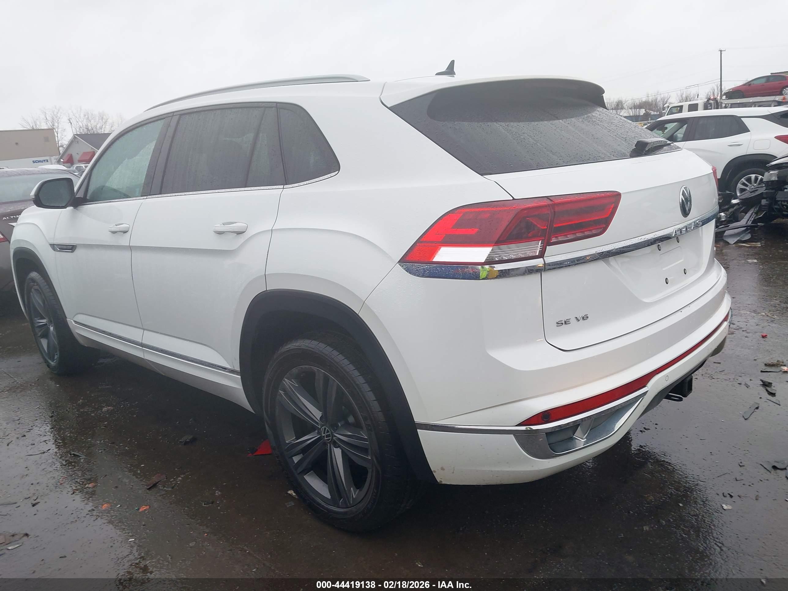 VOLKSWAGEN ATLAS image 3