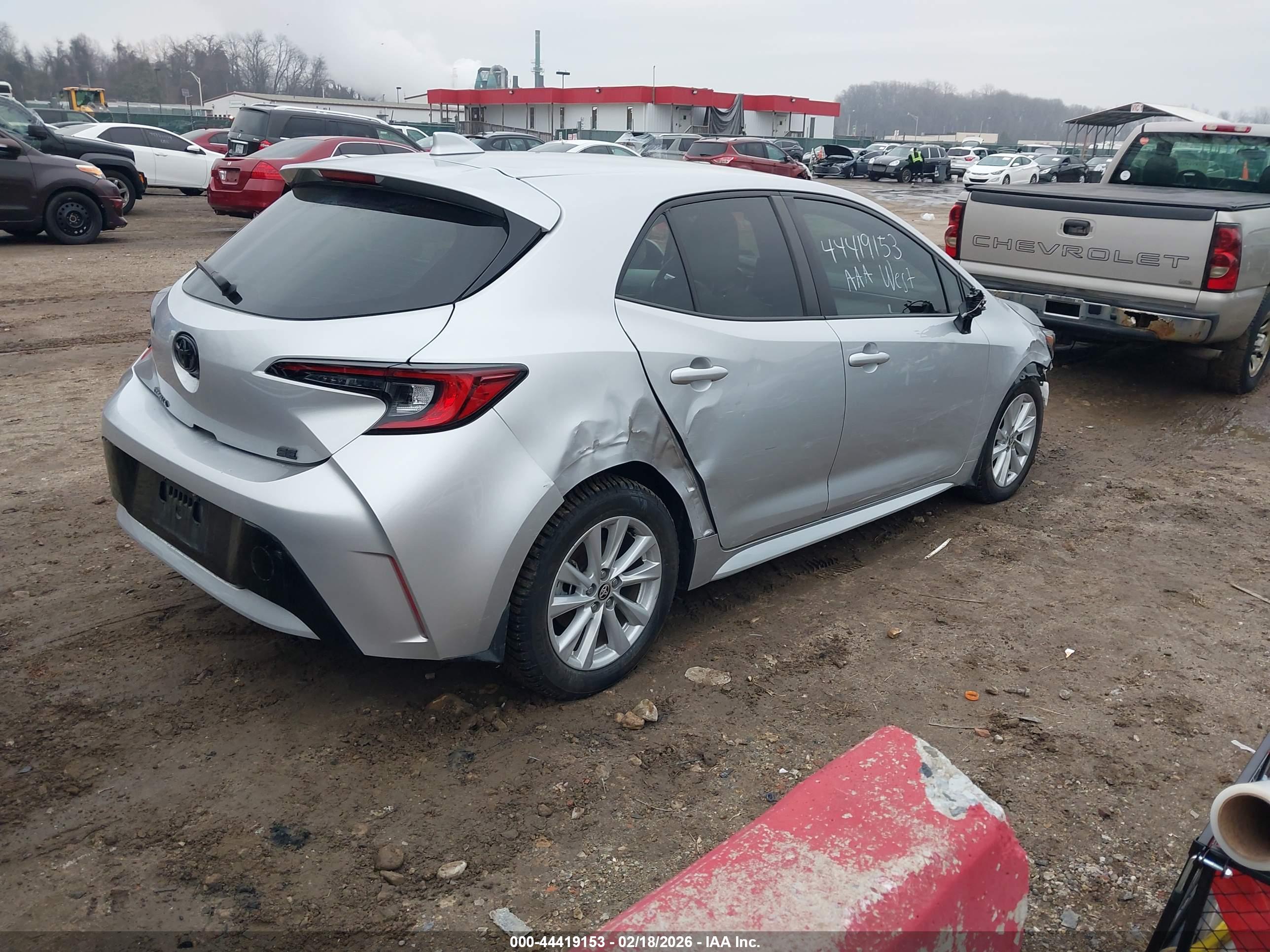 TOYOTA COROLLA image 4