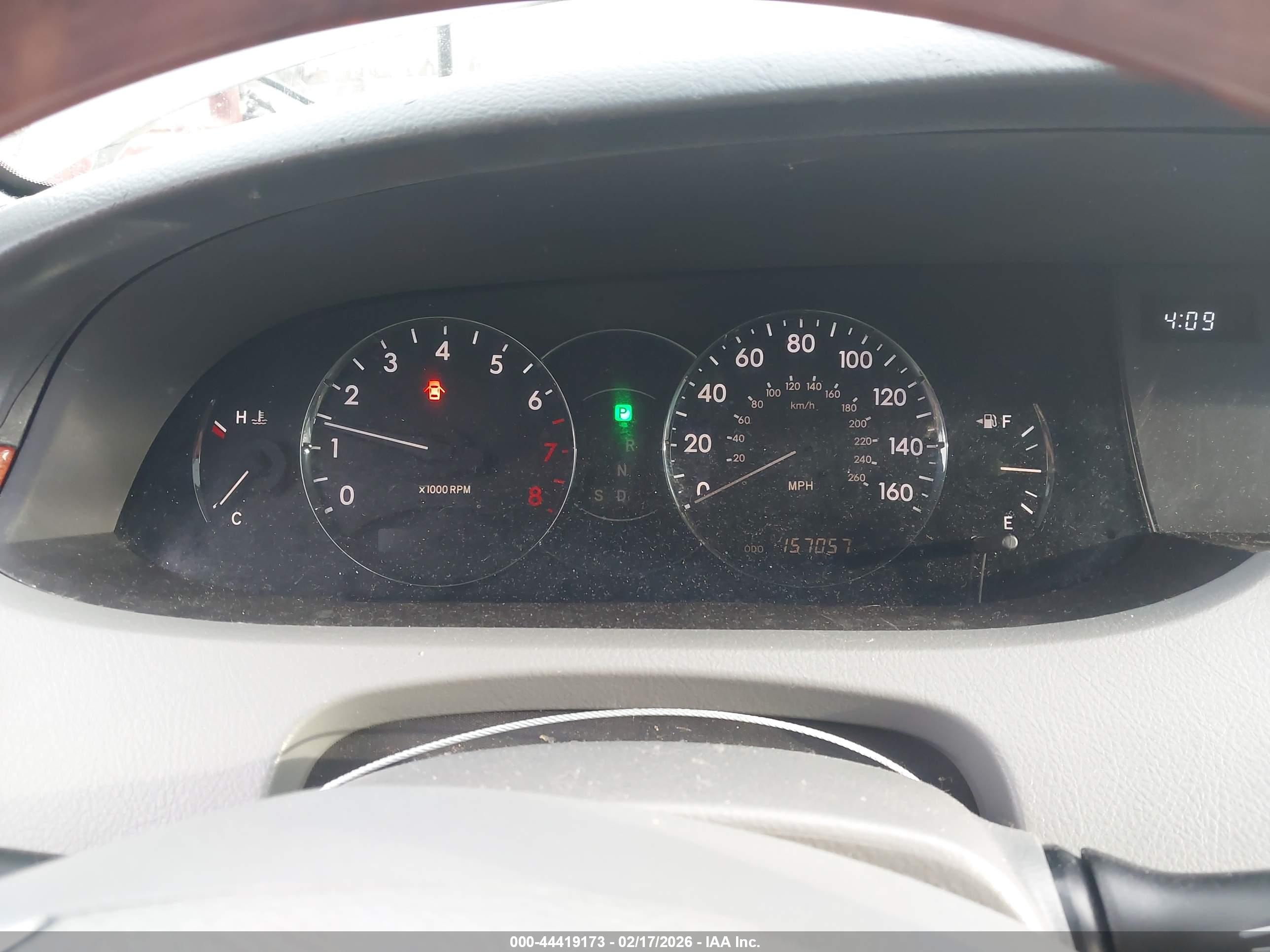 TOYOTA AVALON image 7