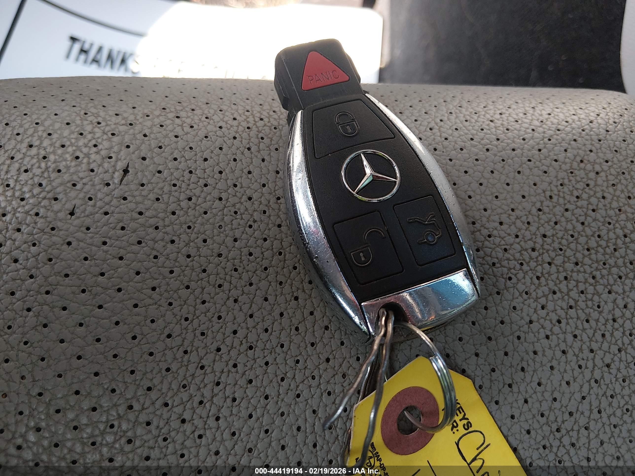 MERCEDES-BENZ GLK image 11