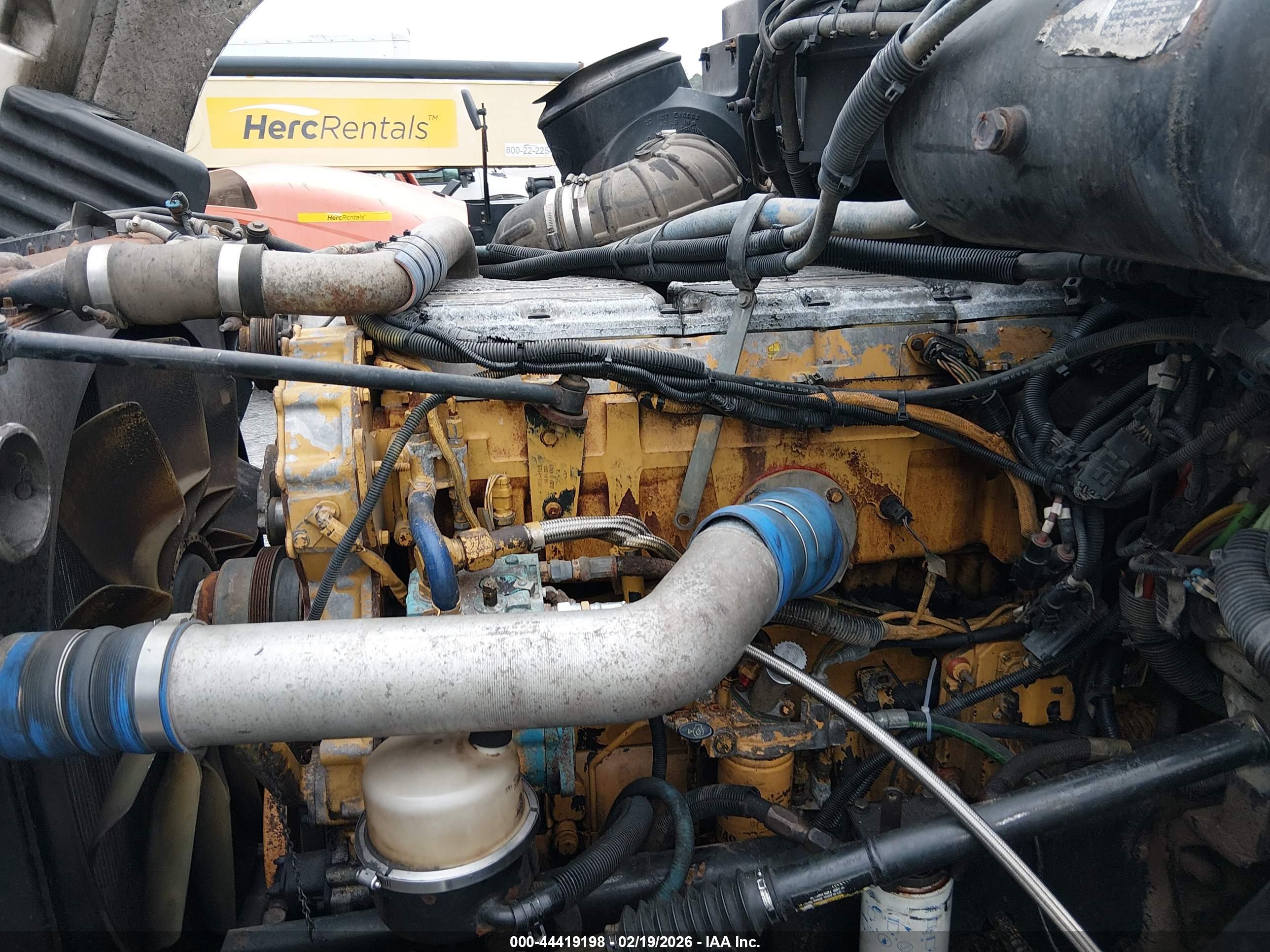 PETERBILT 387 image 10