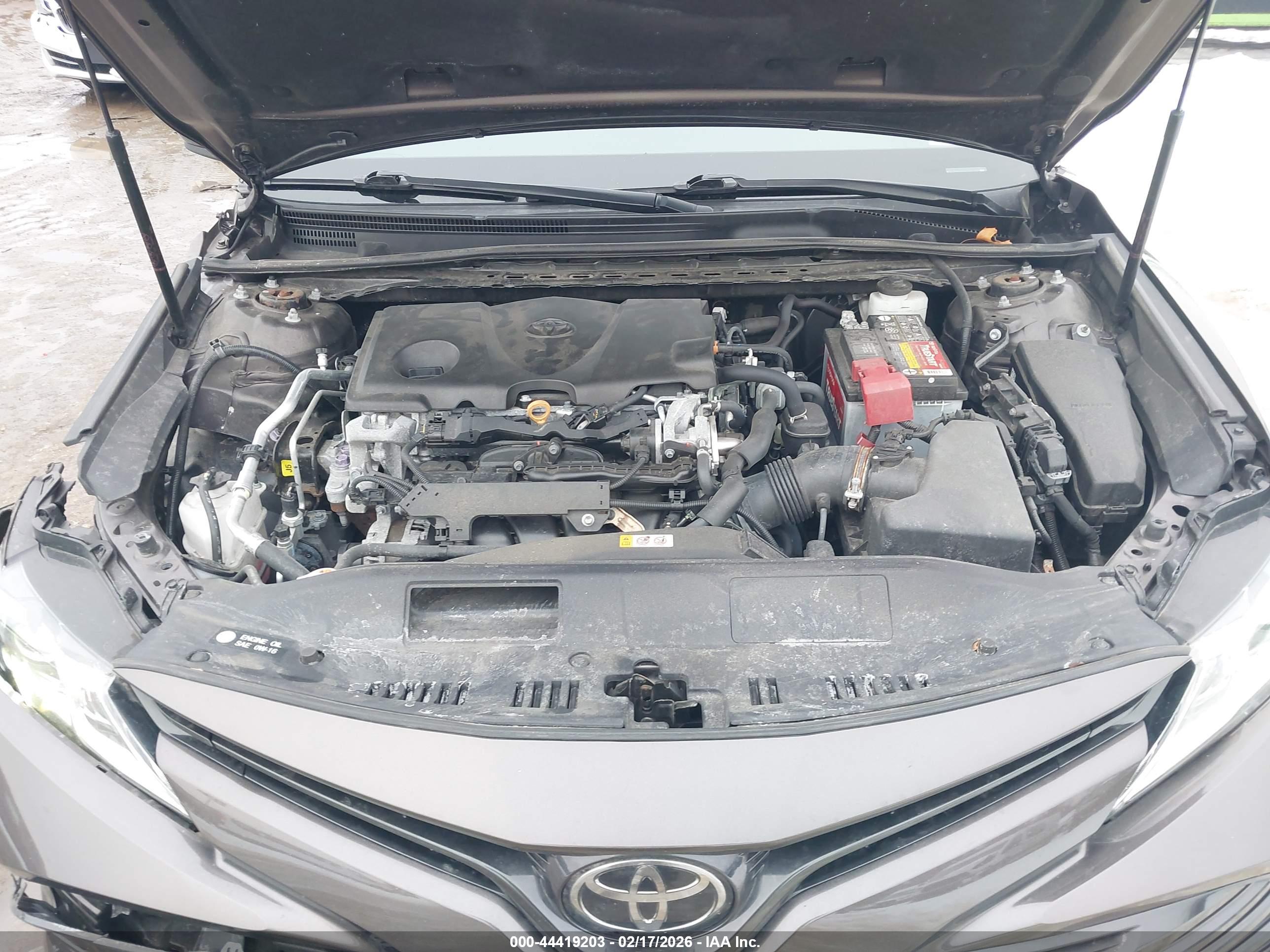 TOYOTA CAMRY image 10