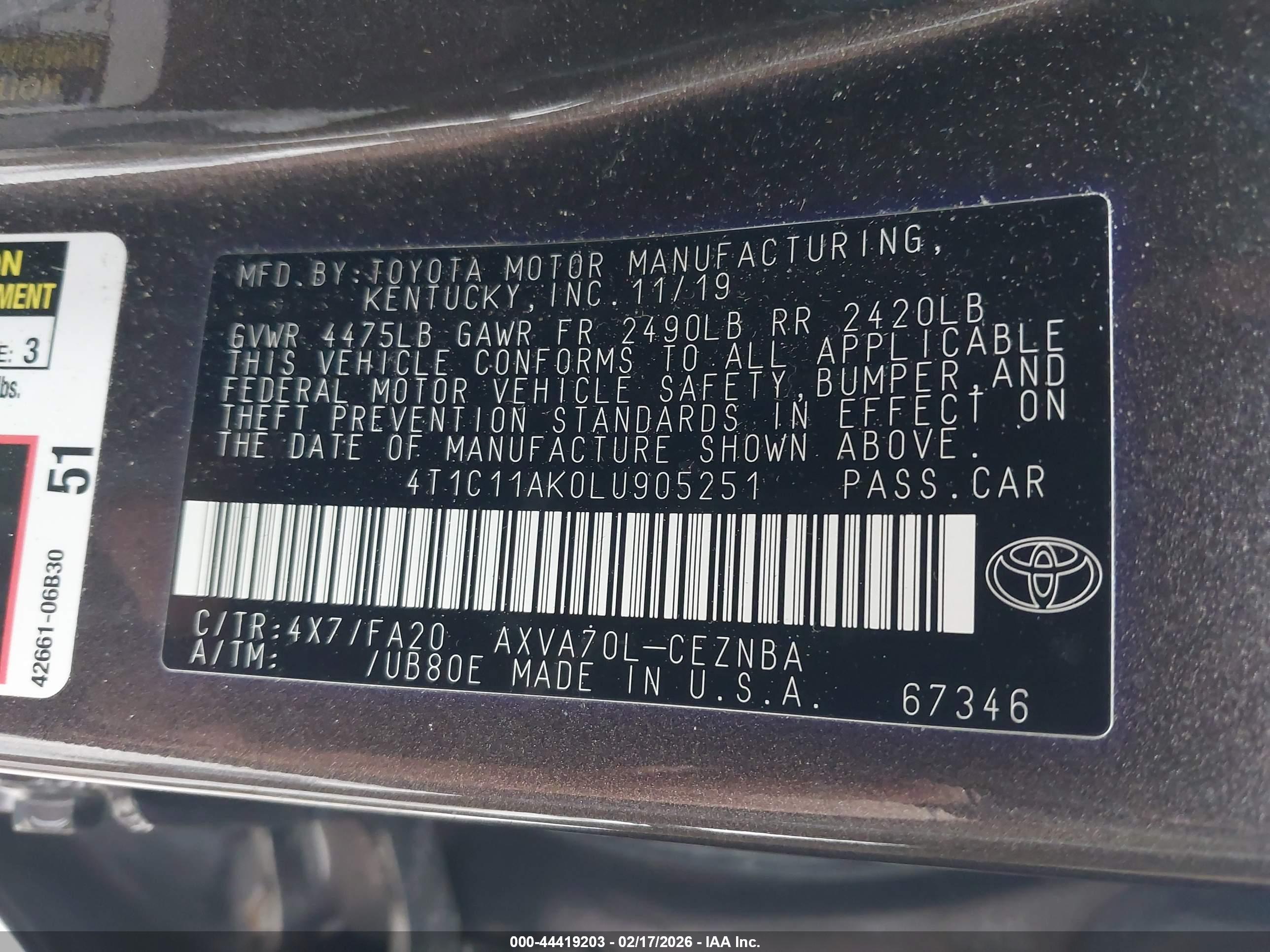 TOYOTA CAMRY image 9