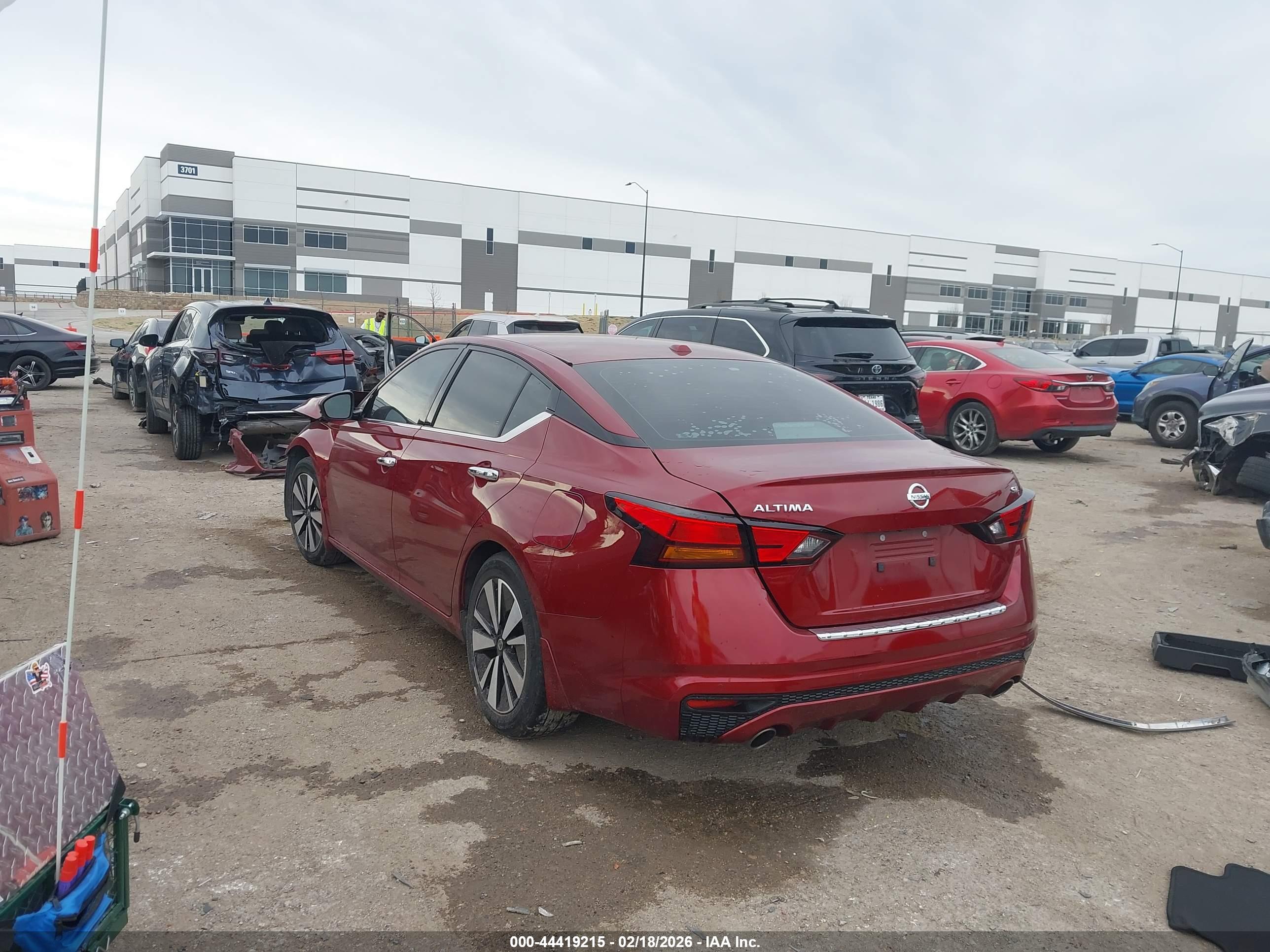 NISSAN ALTIMA image 3