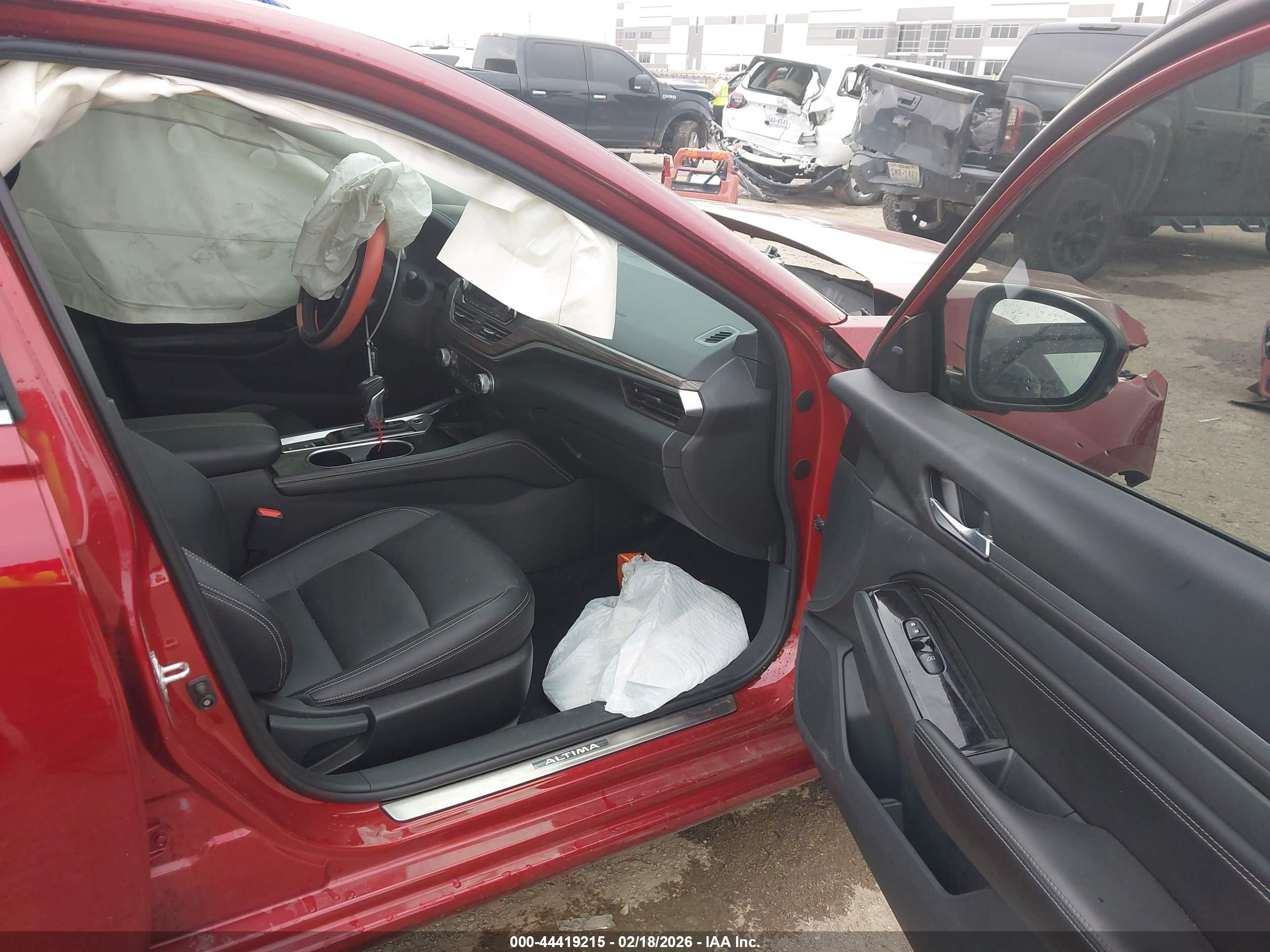 NISSAN ALTIMA image 5