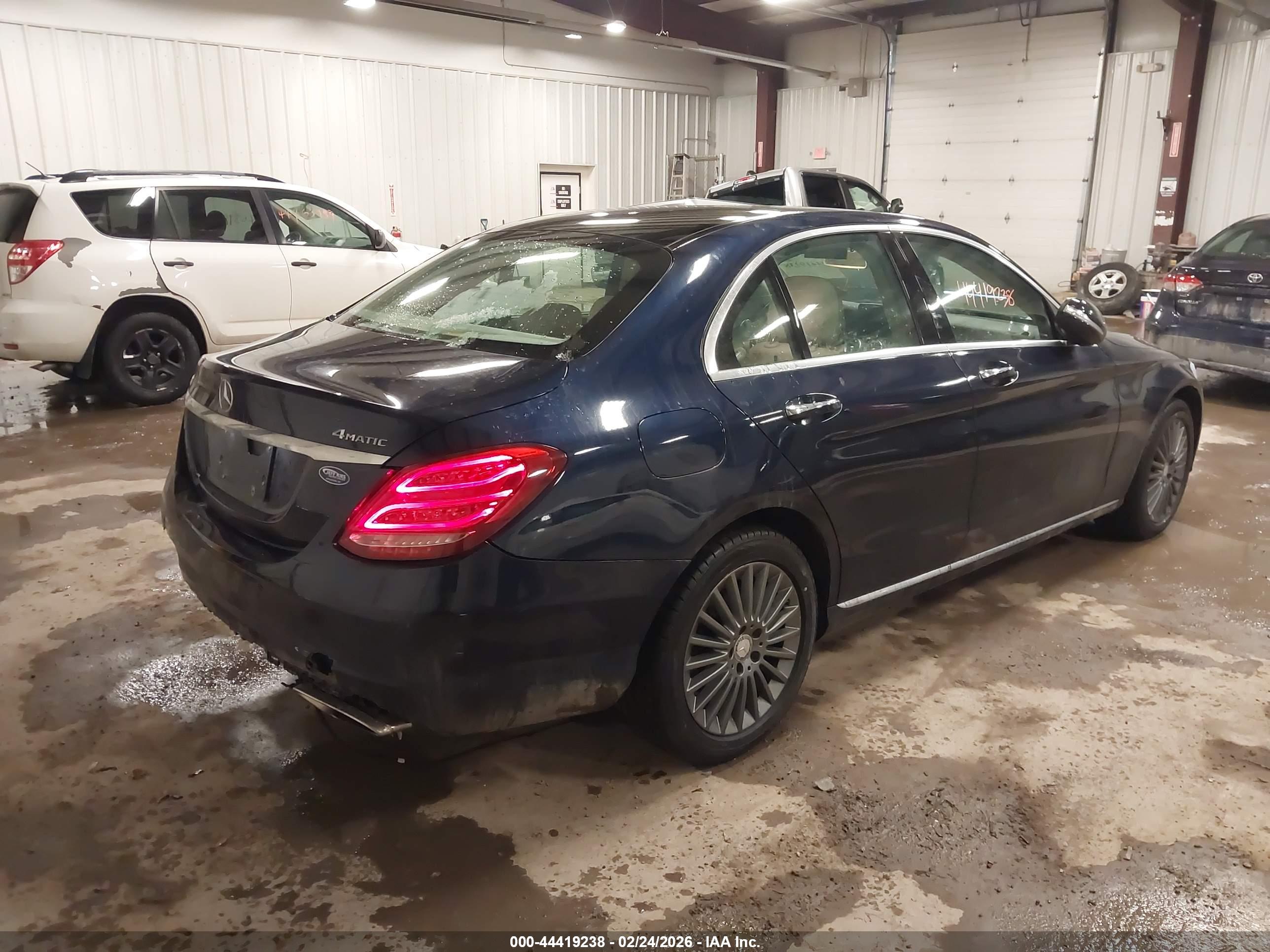 MERCEDES-BENZ C image 4