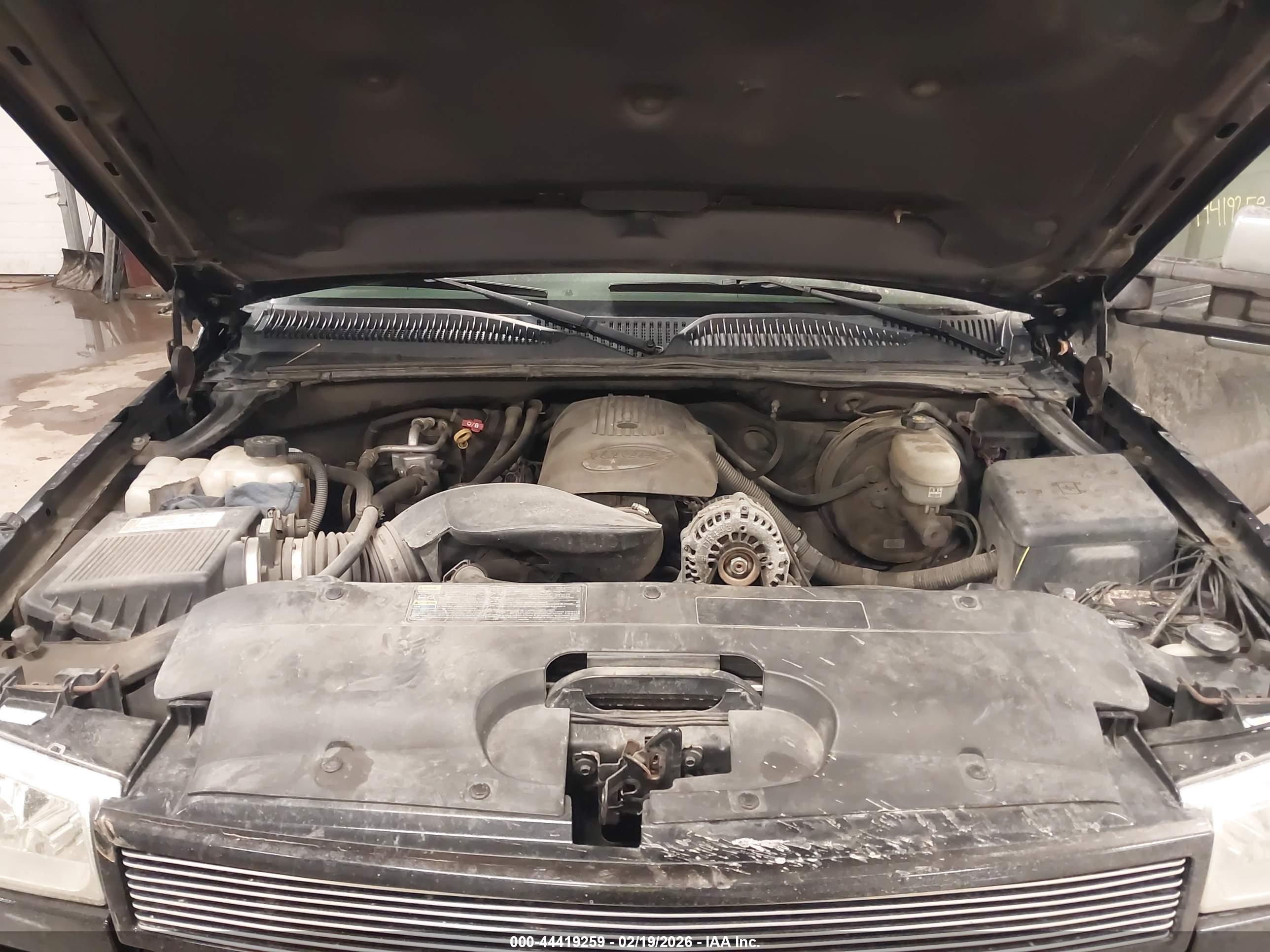 CHEVROLET SILVERADO image 10