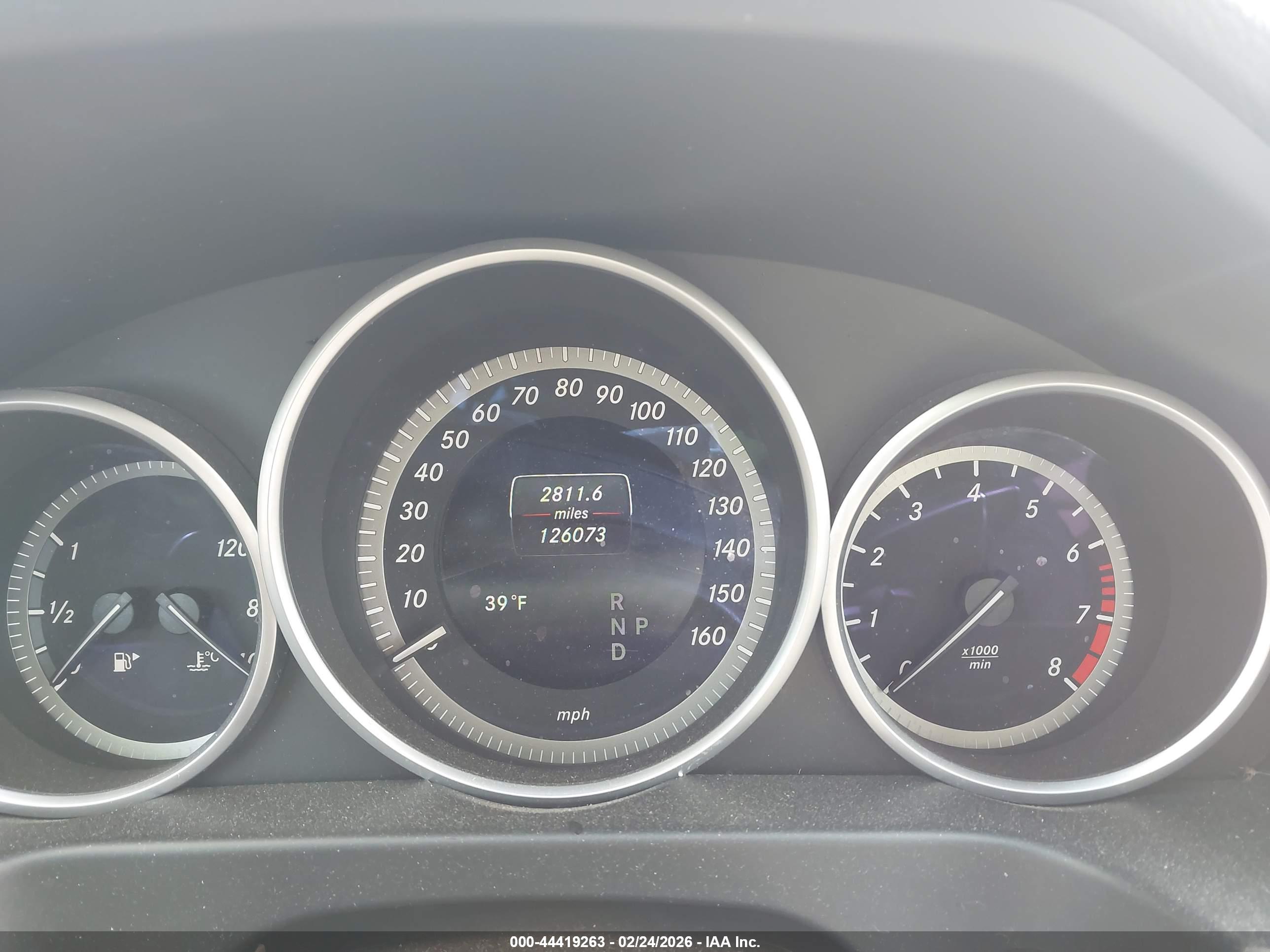 MERCEDES-BENZ E image 7