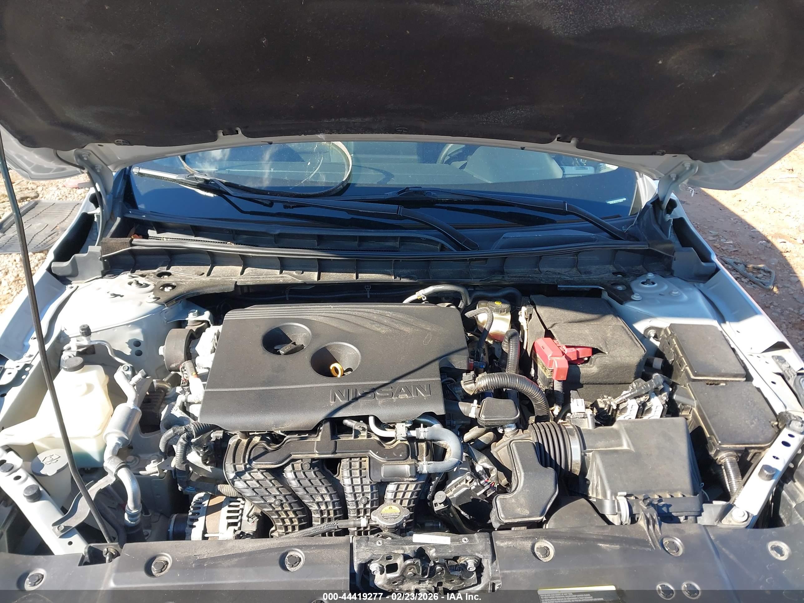 NISSAN ALTIMA image 10