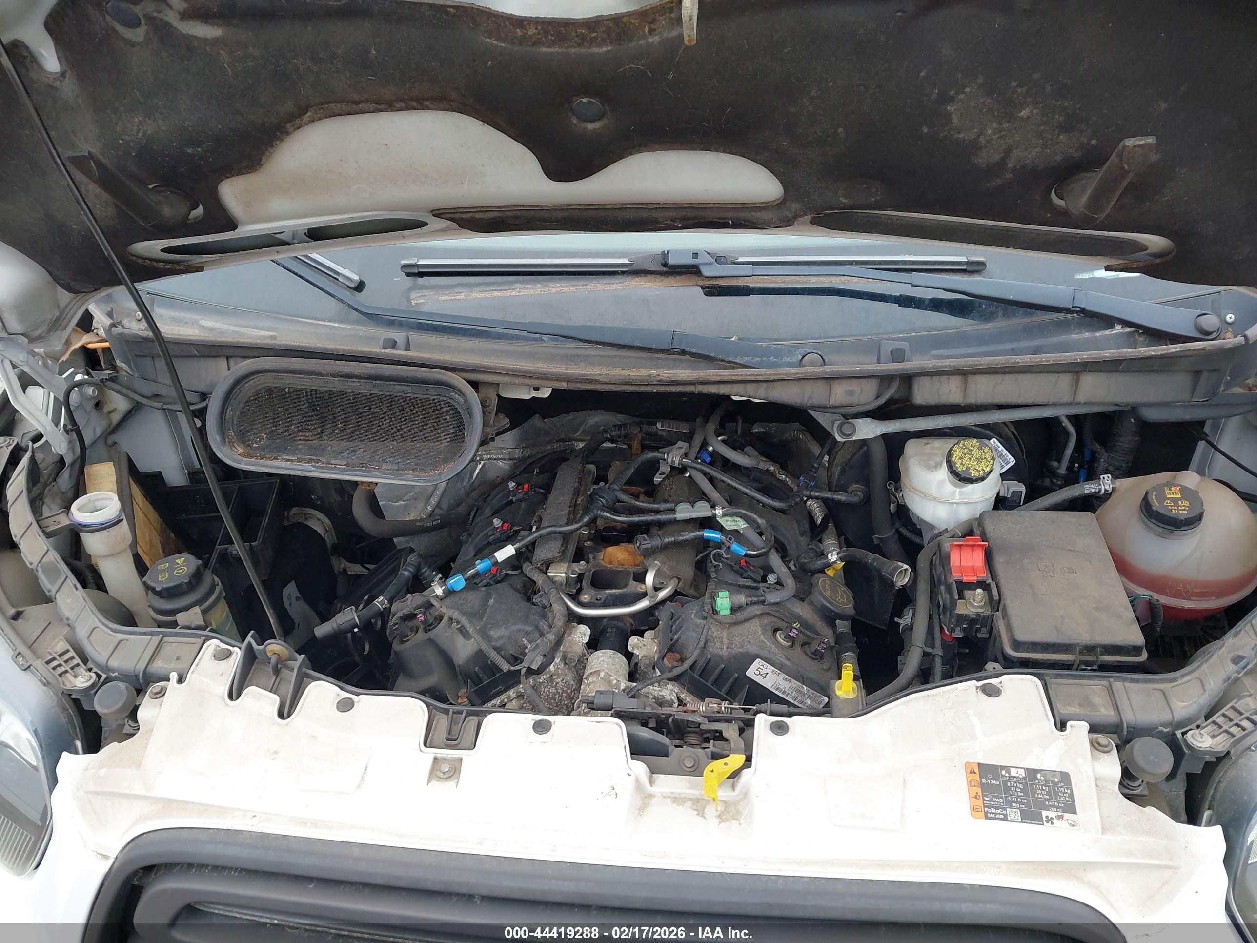 FORD TRANSIT-350 image 10