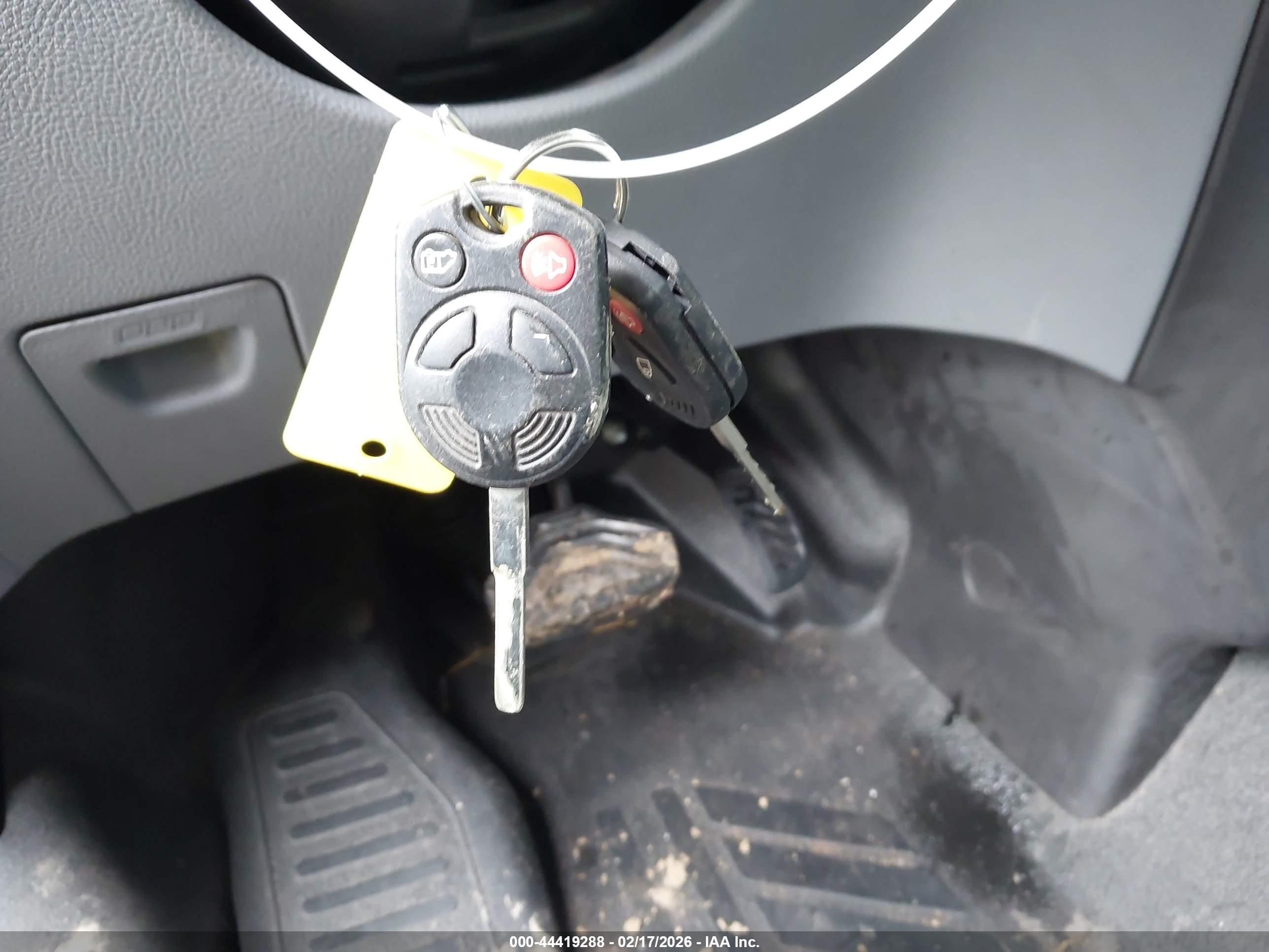 FORD TRANSIT-350 image 11