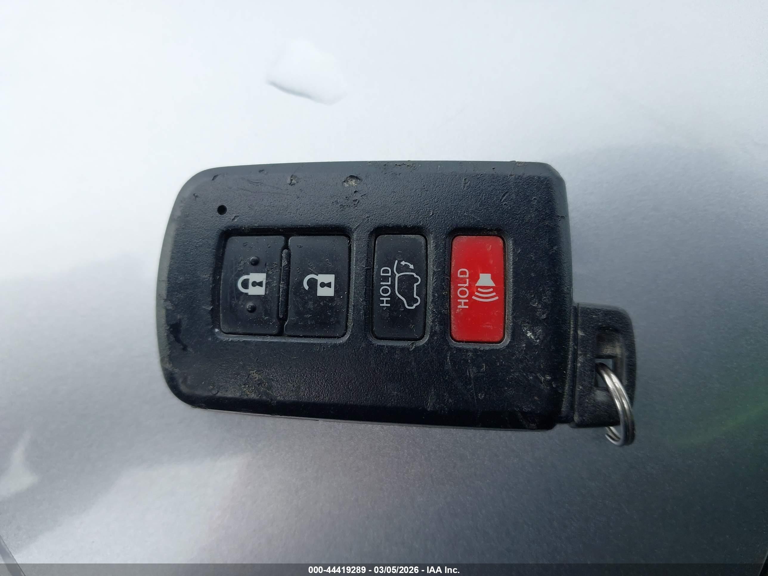 TOYOTA HIGHLANDER image 11