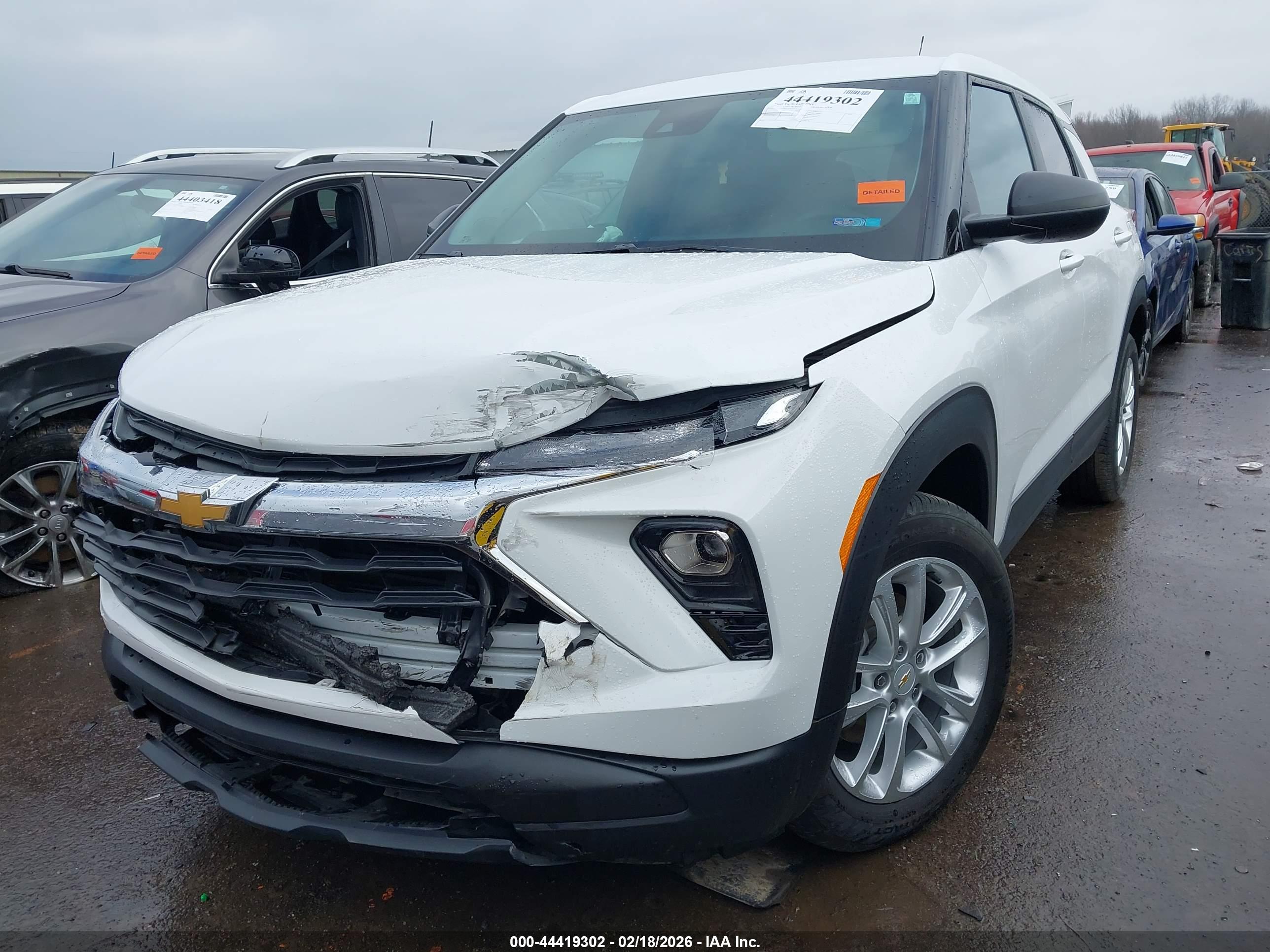 CHEVROLET TRAILBLAZER image 2