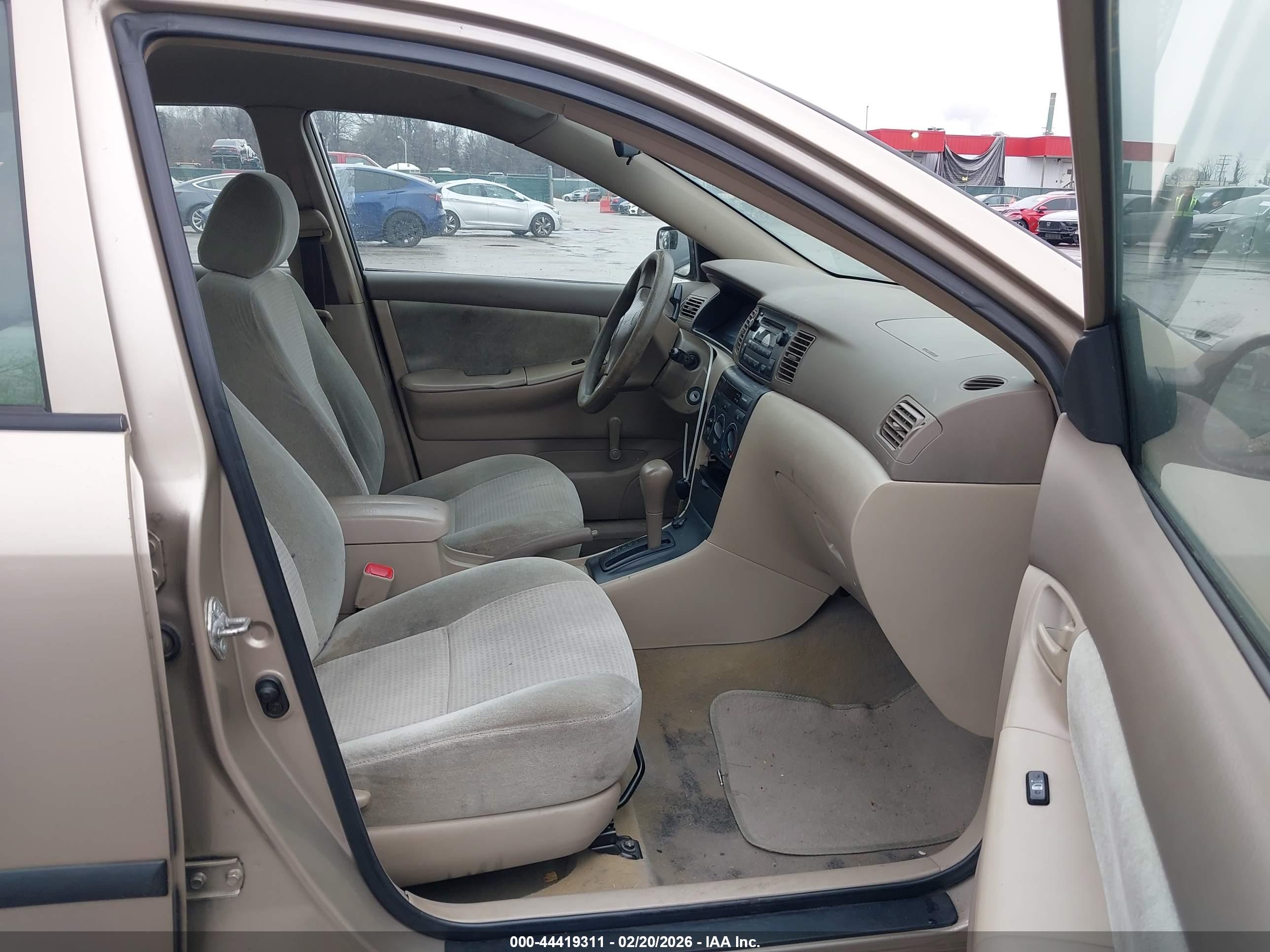 TOYOTA COROLLA image 5