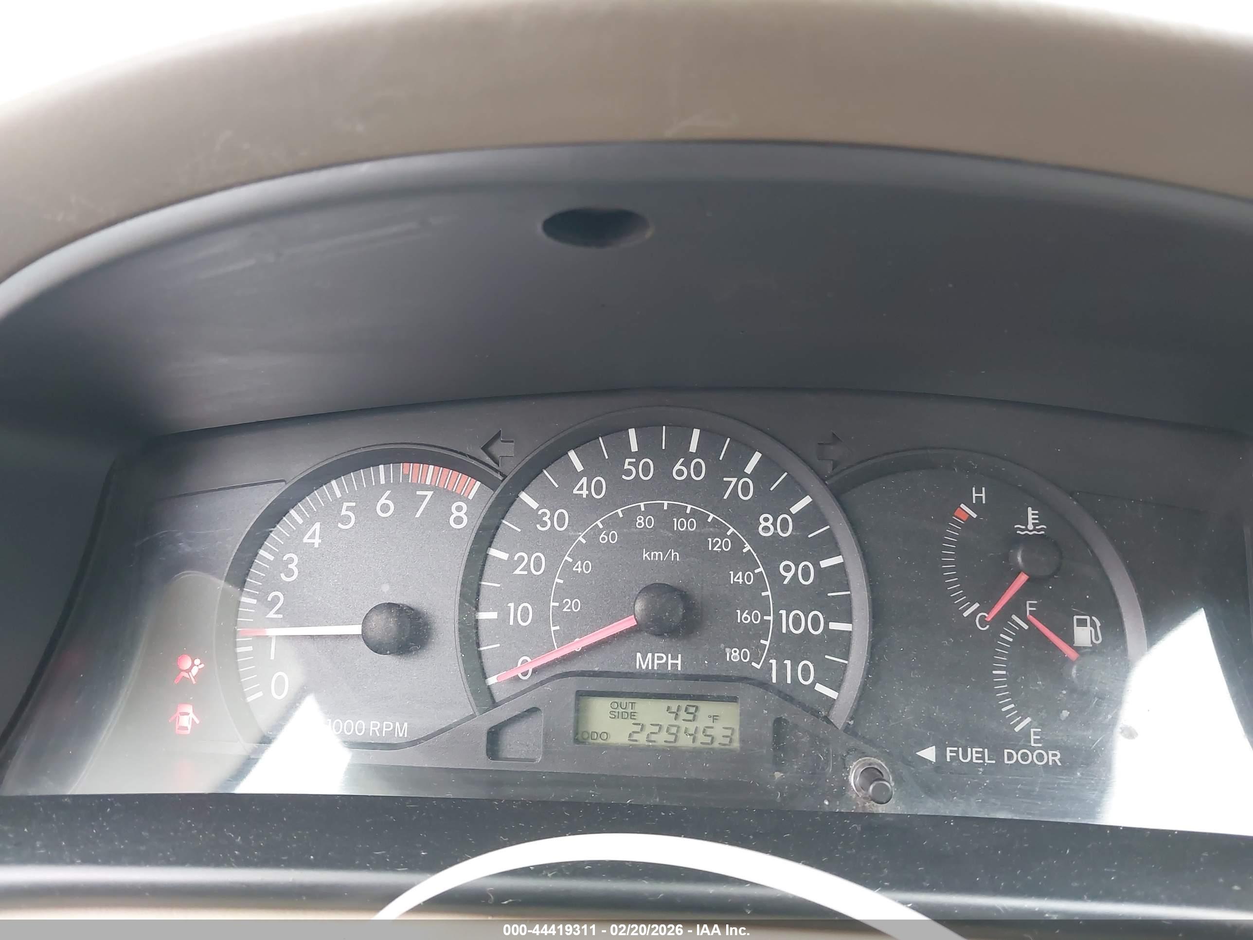 TOYOTA COROLLA image 7