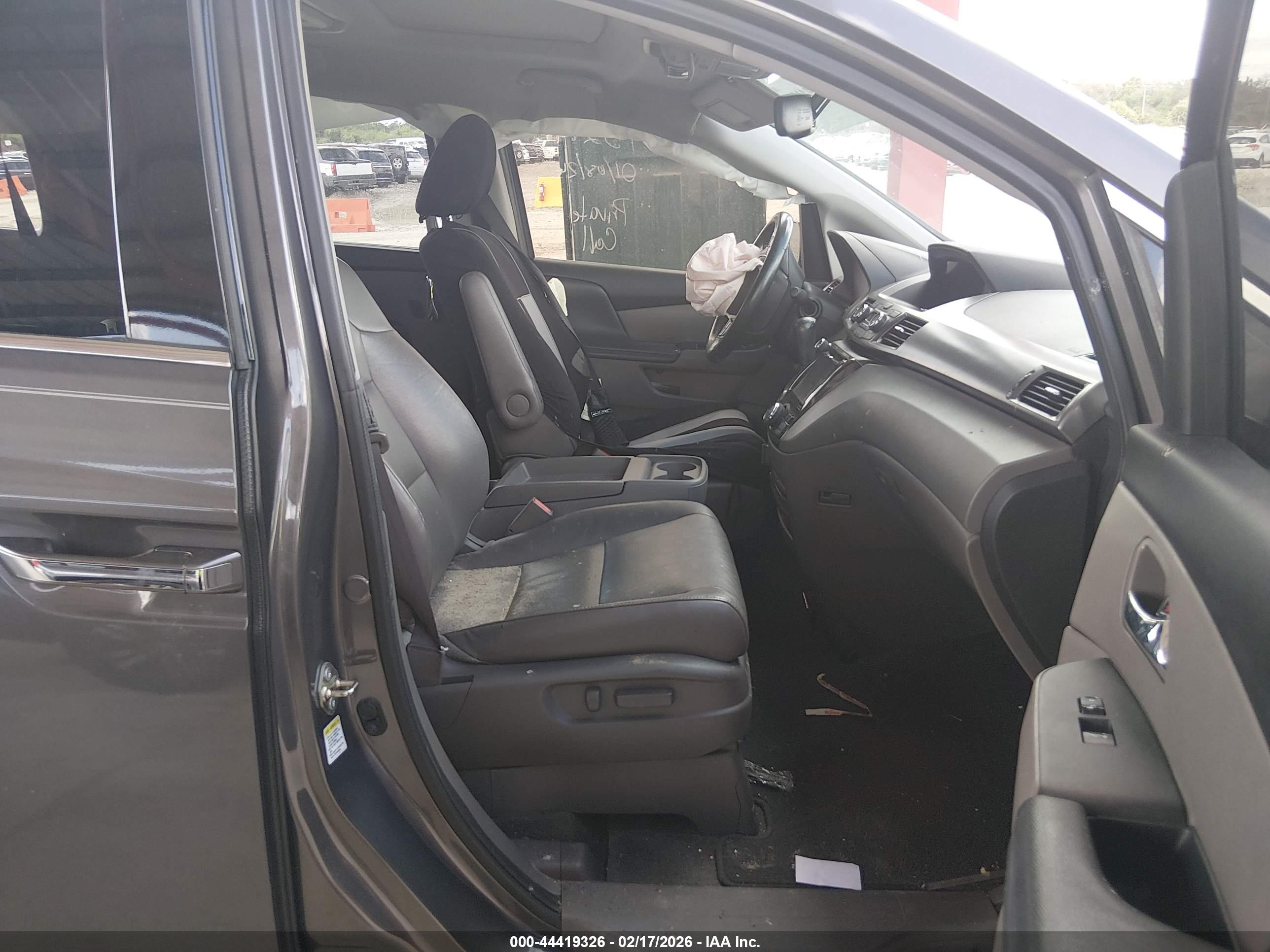HONDA ODYSSEY image 5