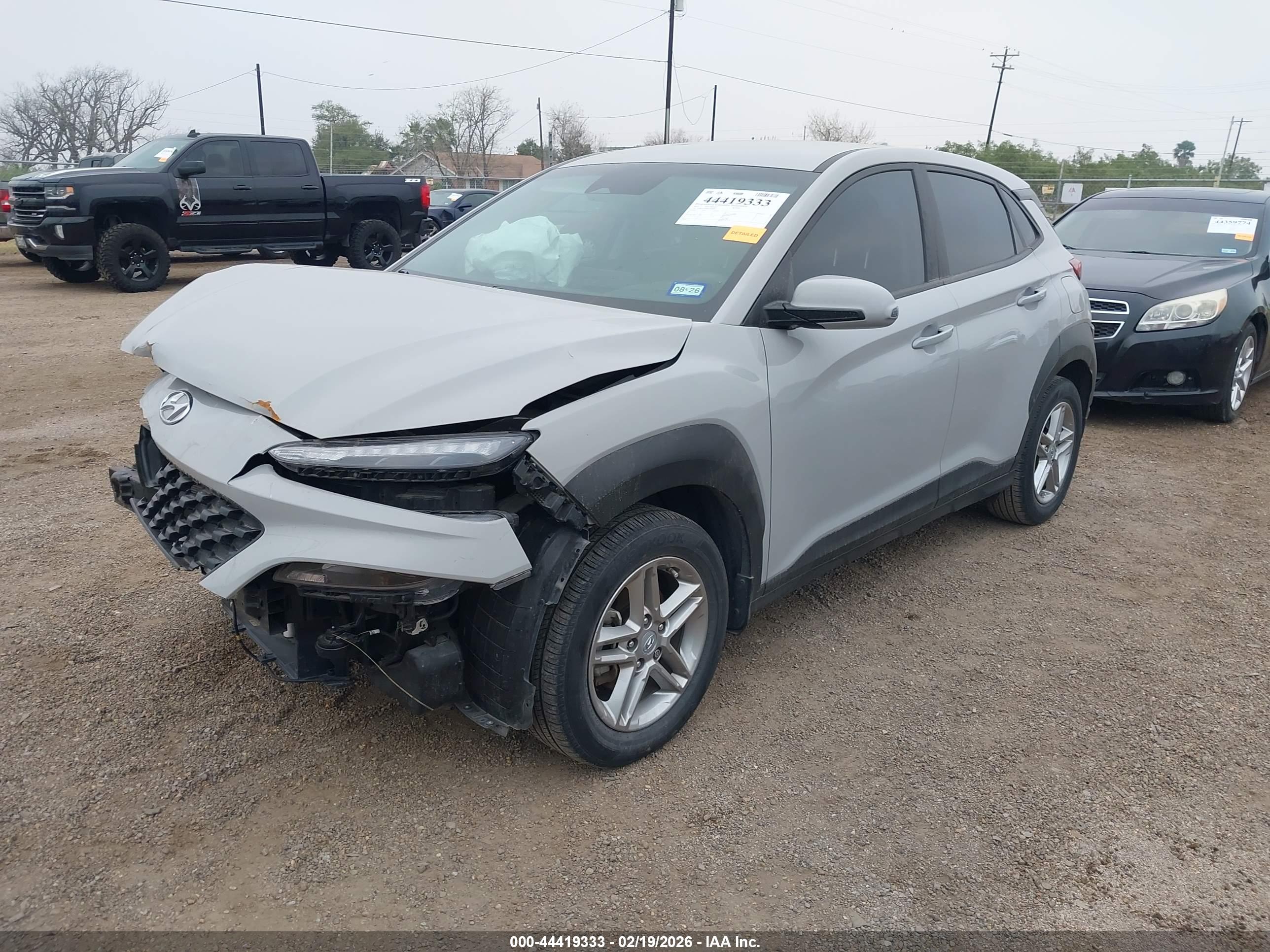 HYUNDAI KONA image 2