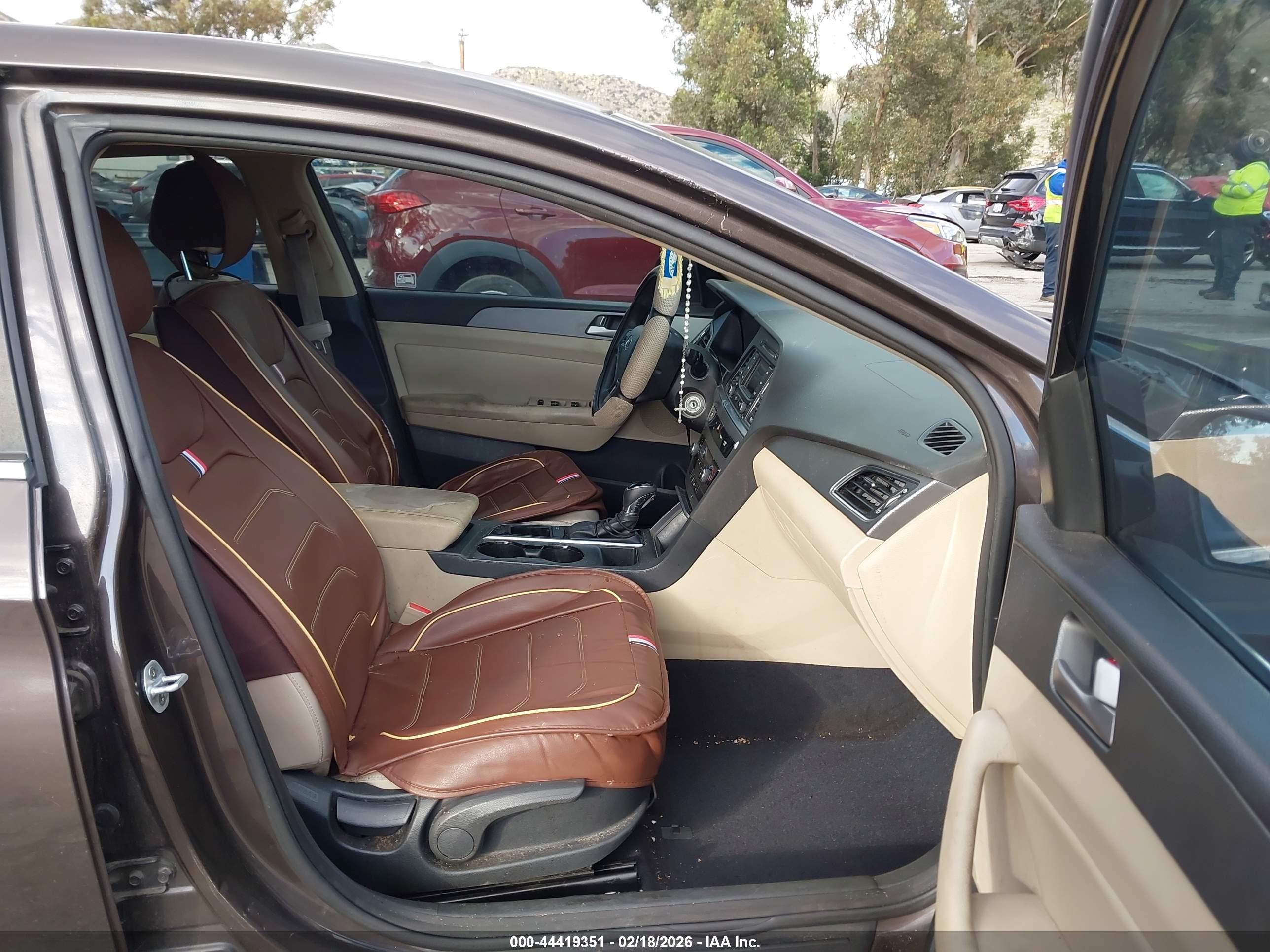 HYUNDAI SONATA image 5