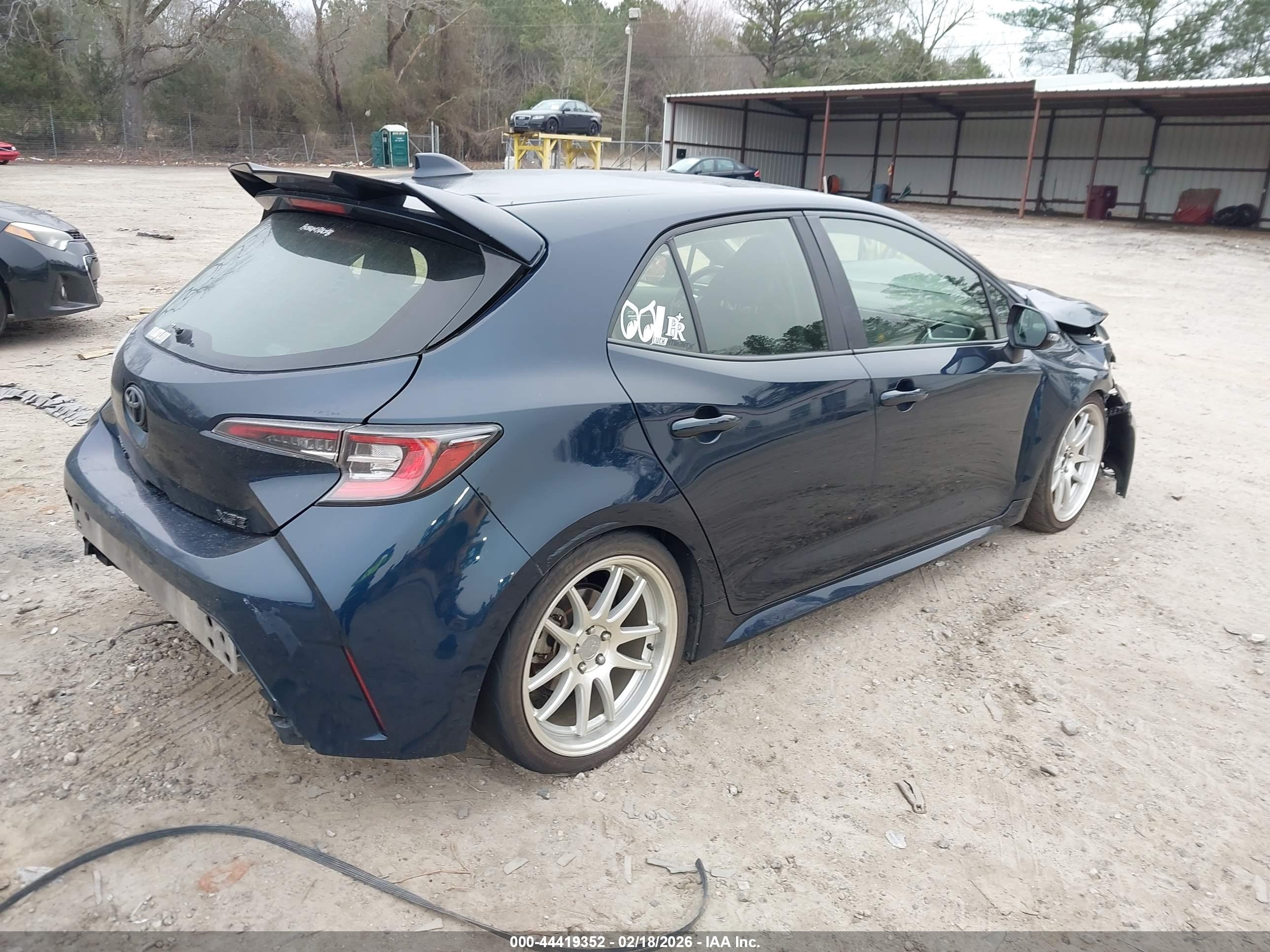 TOYOTA COROLLA image 4