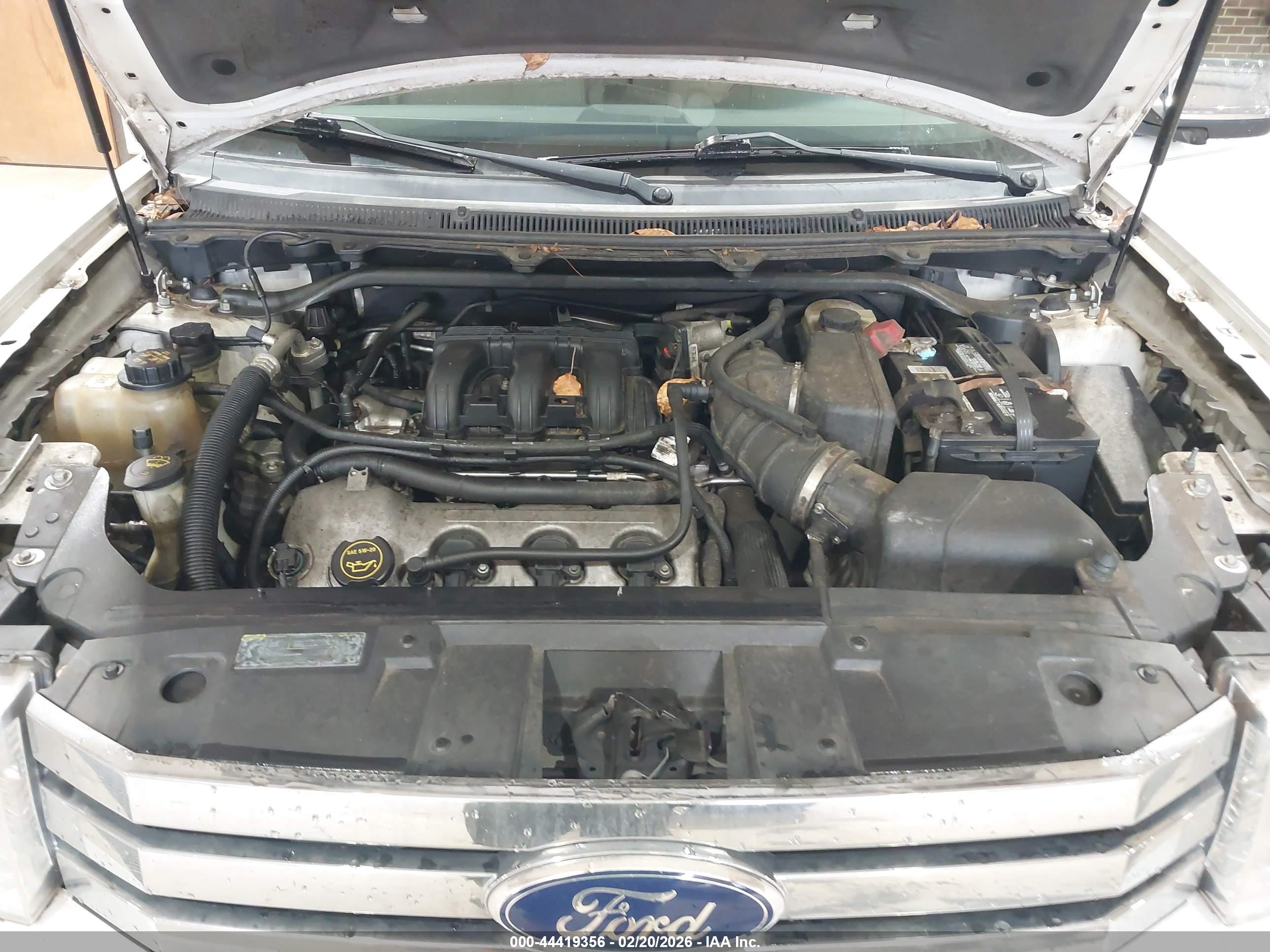 FORD FLEX image 10