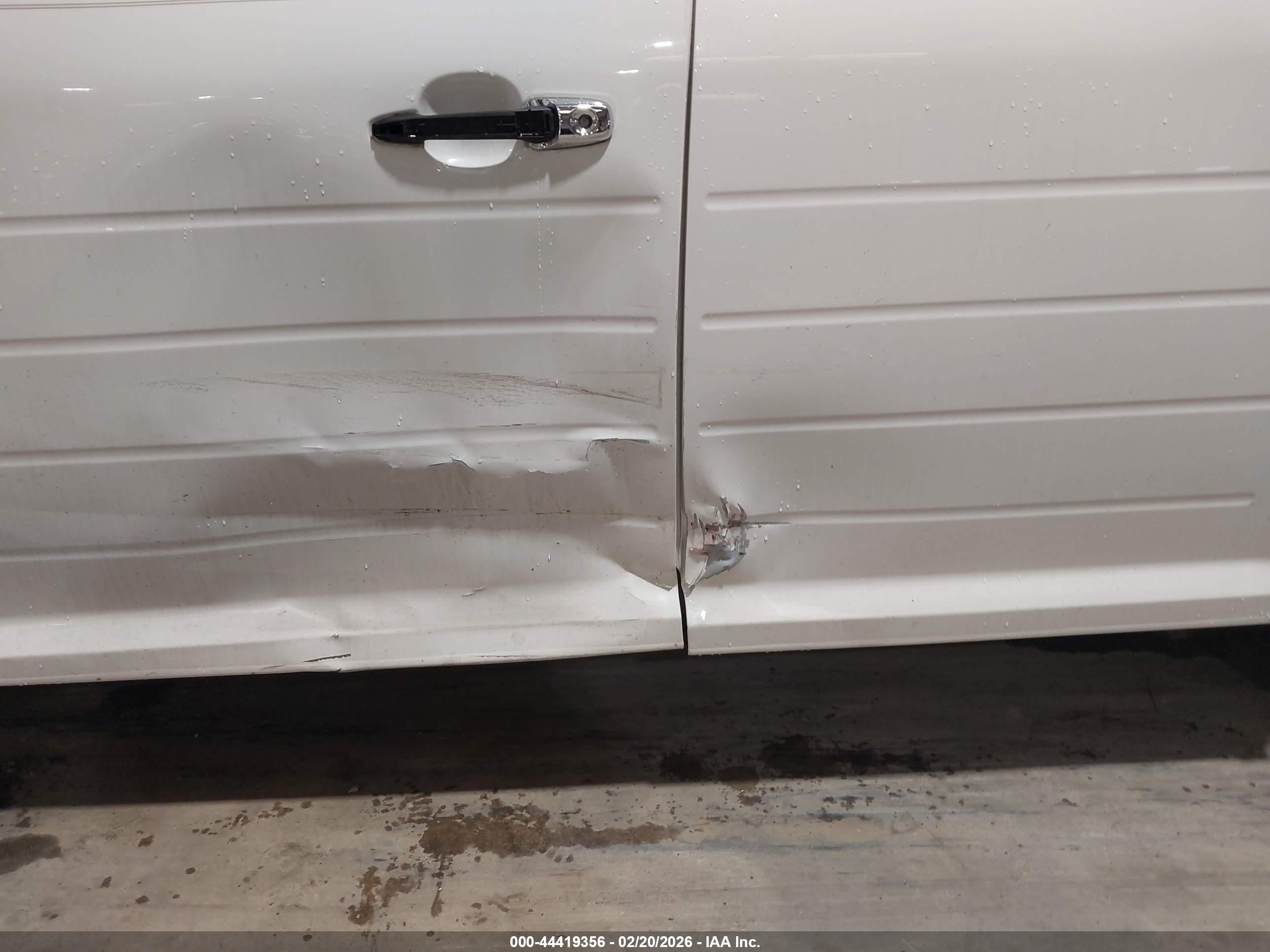 FORD FLEX image 6