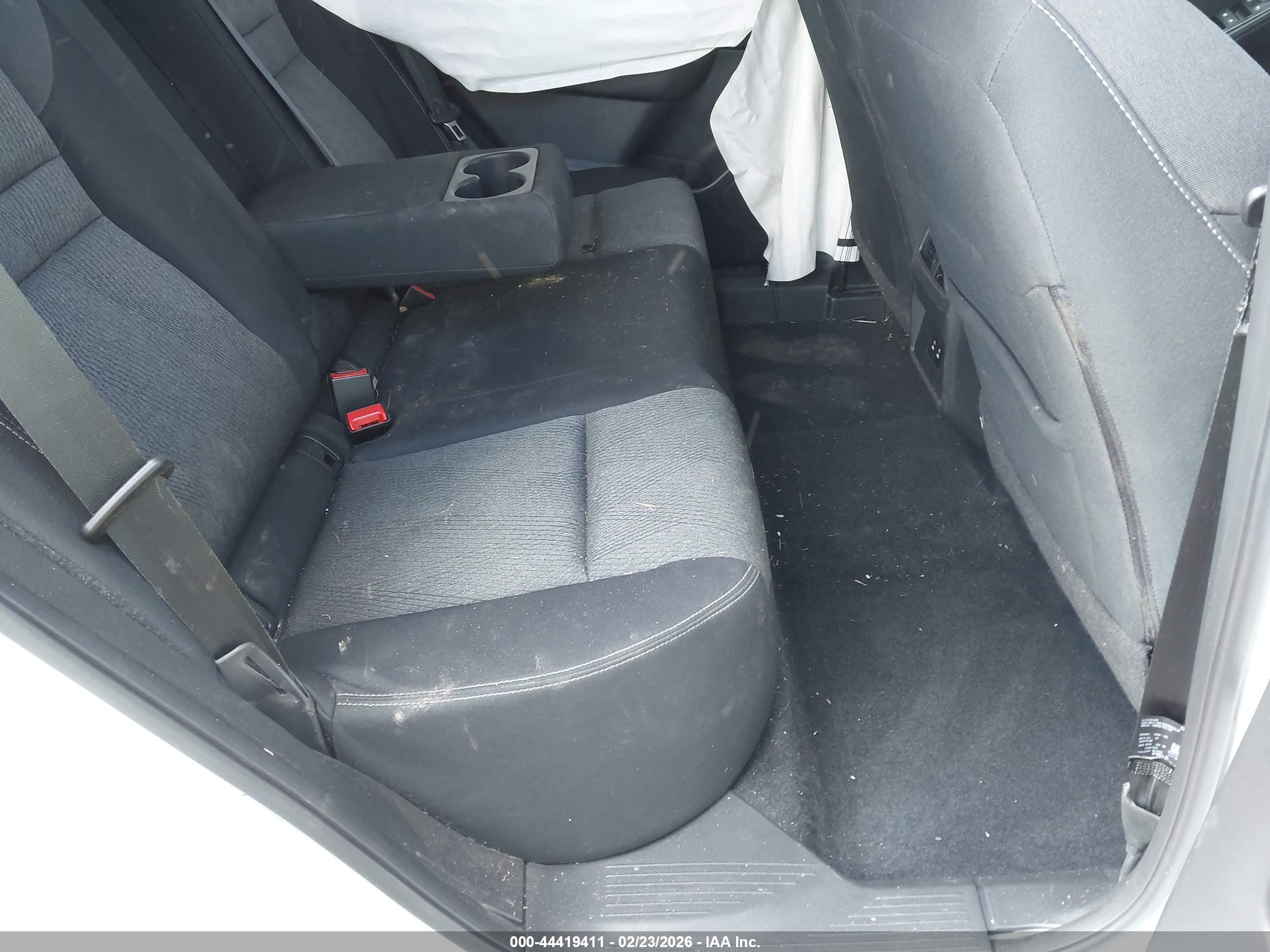 NISSAN ROGUE image 8