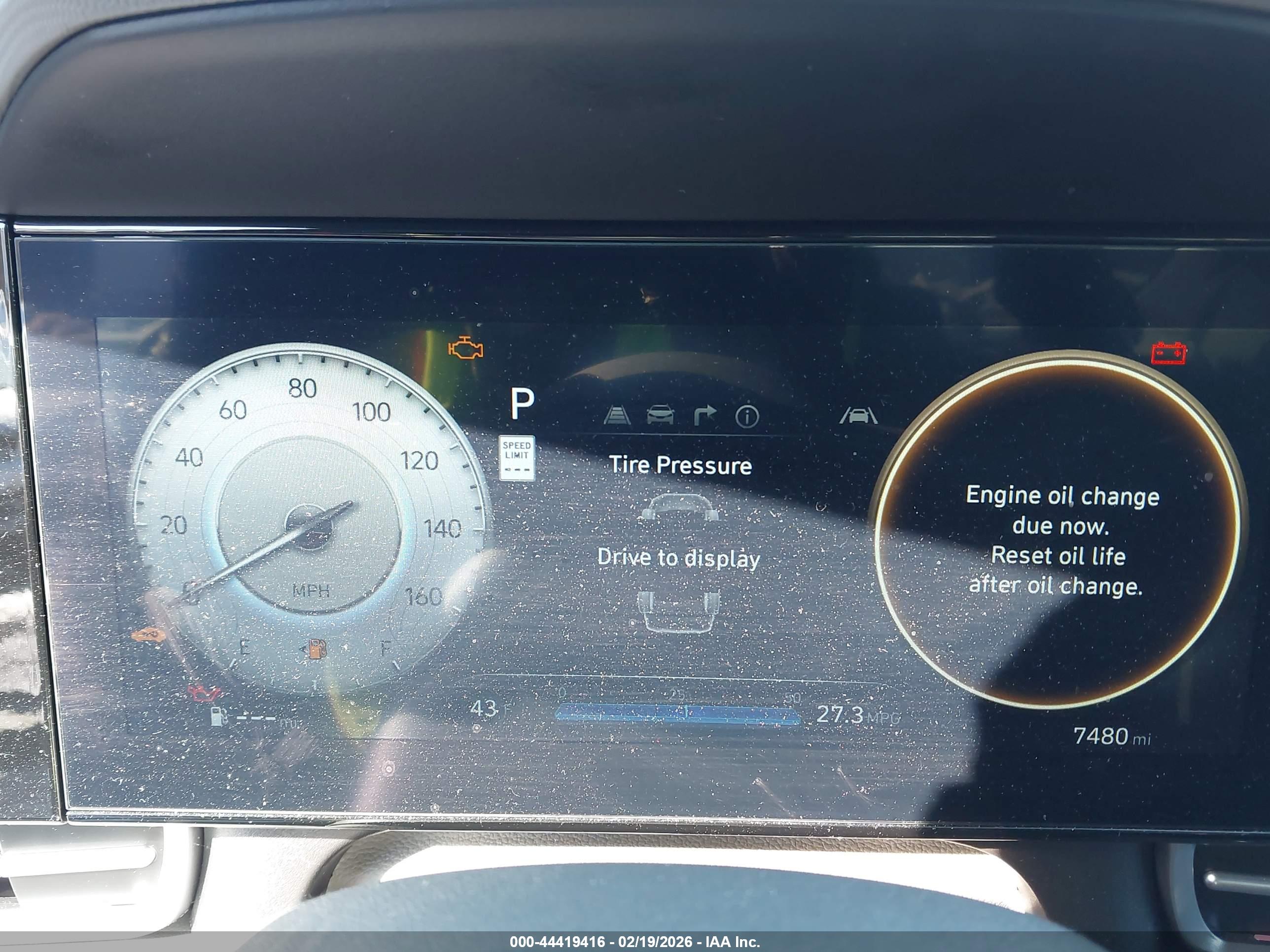 HYUNDAI ELANTRA image 7