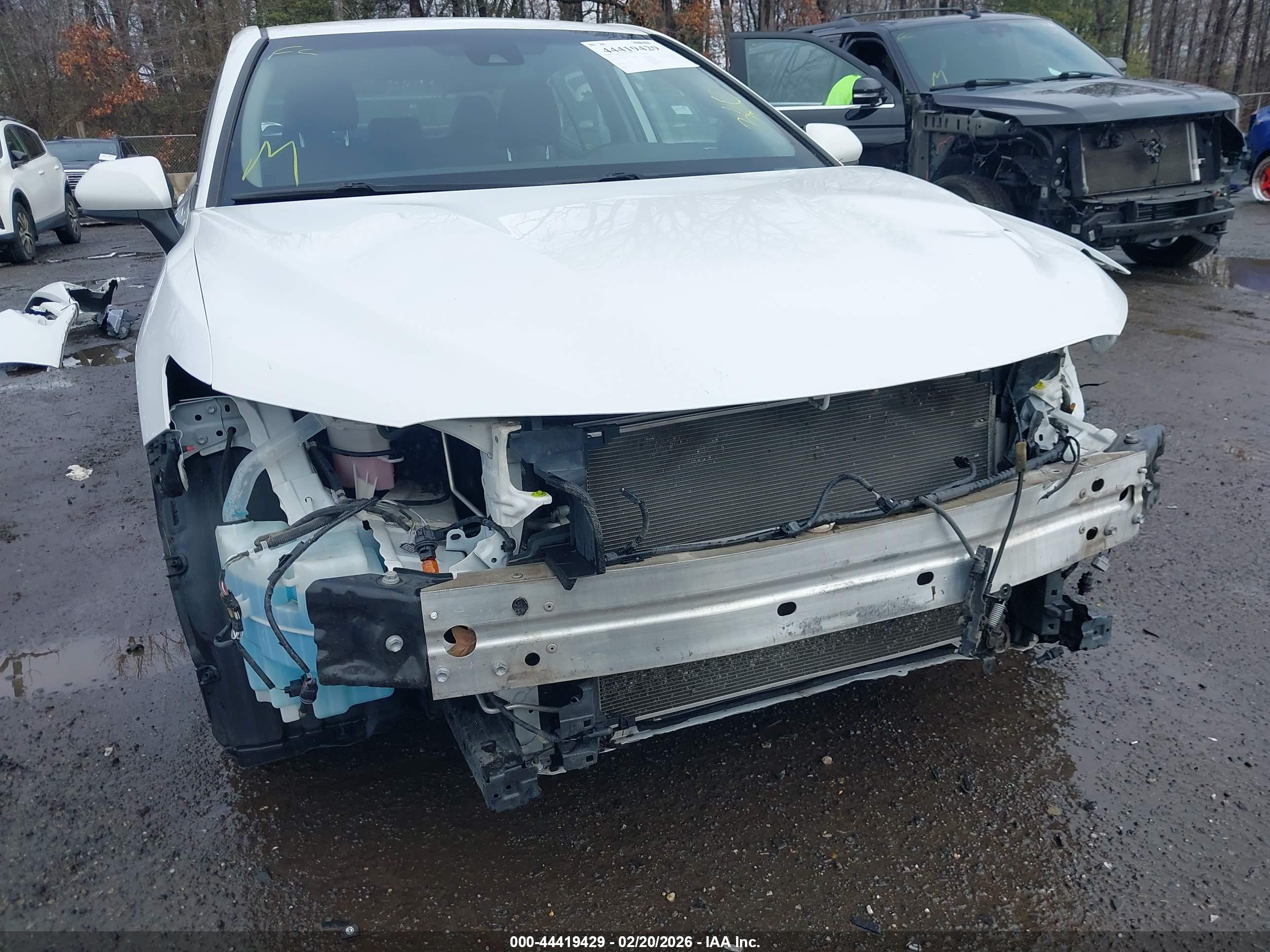 TOYOTA CAMRY image 6