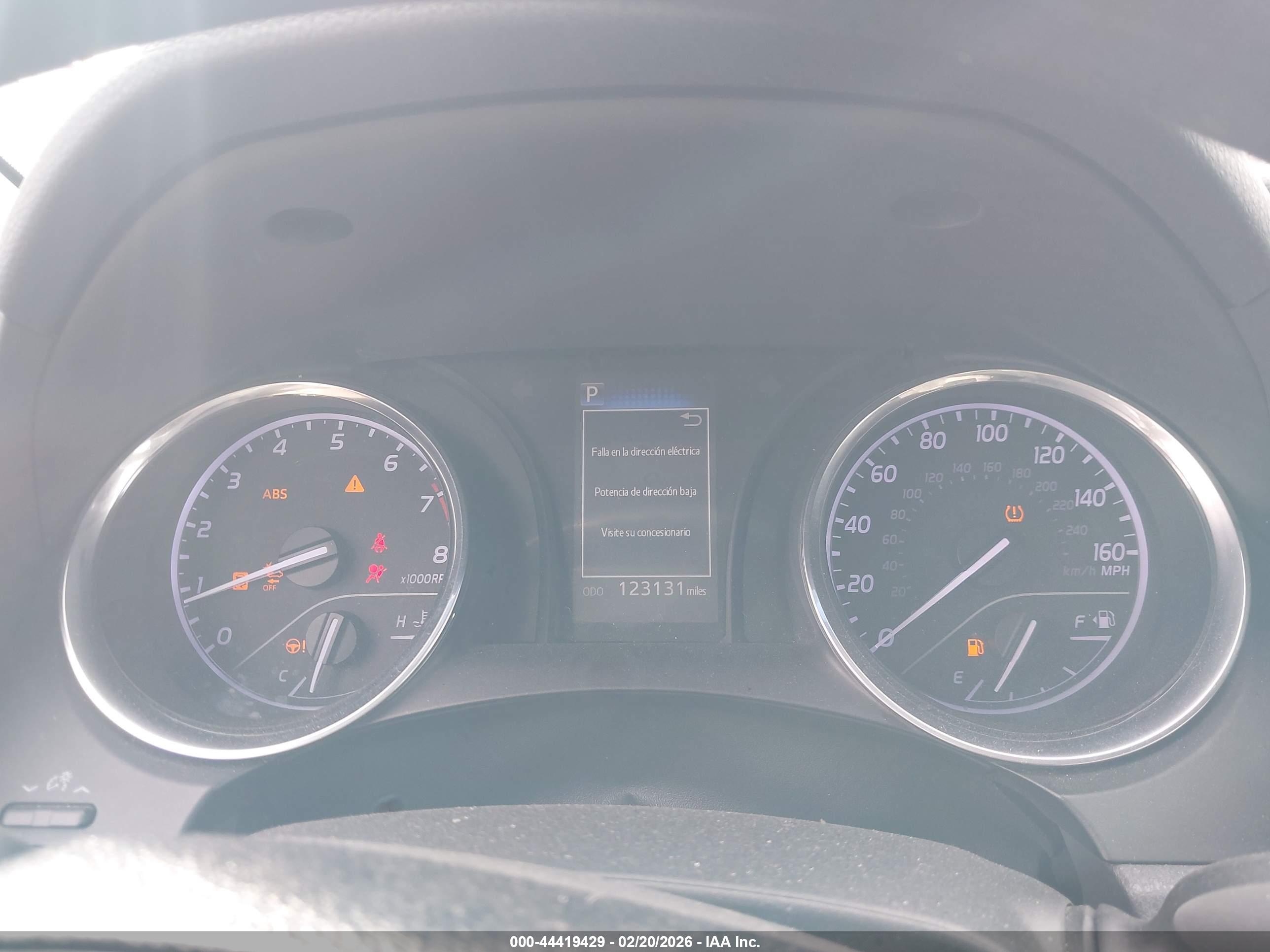 TOYOTA CAMRY image 7