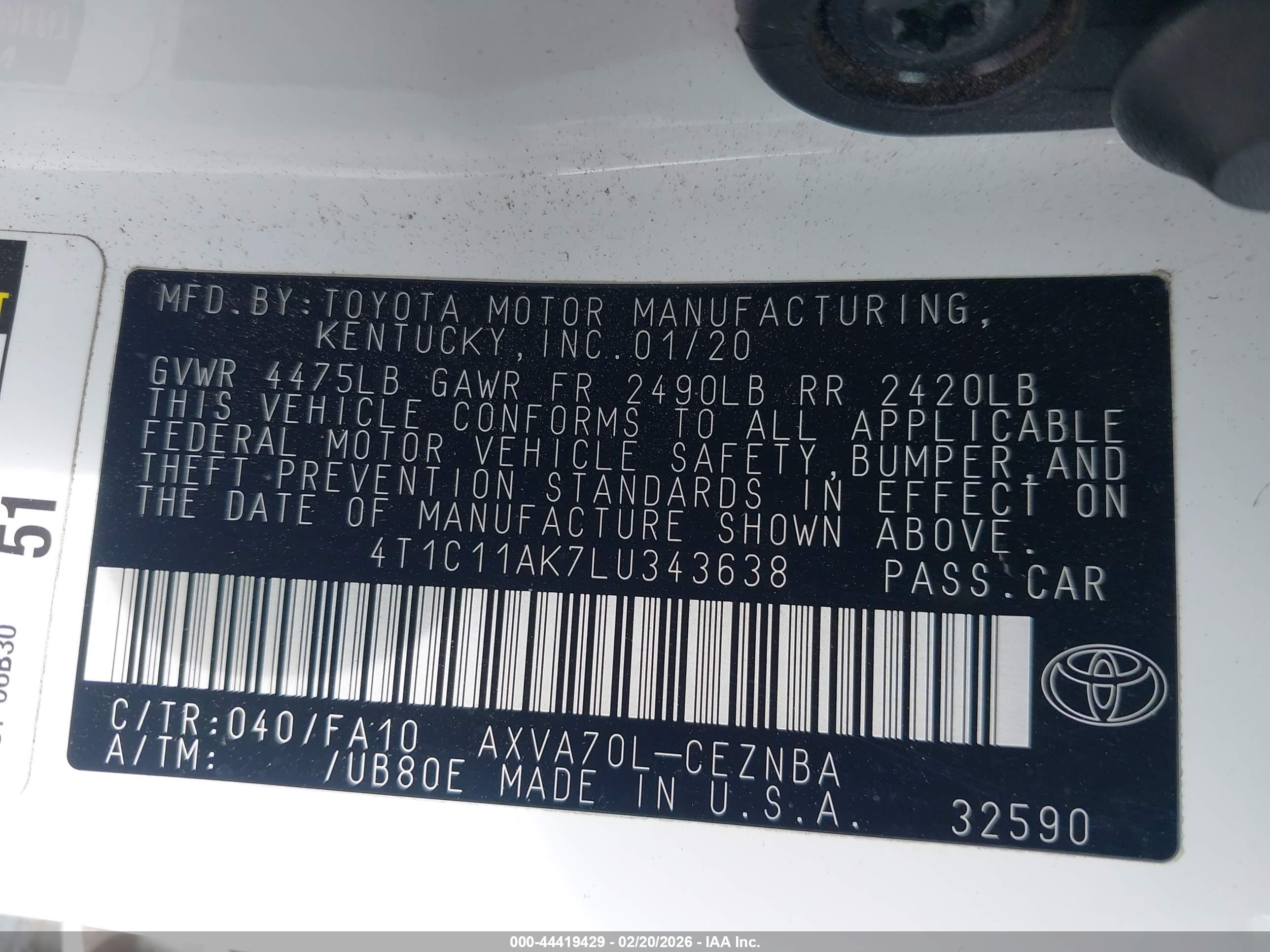 TOYOTA CAMRY image 9